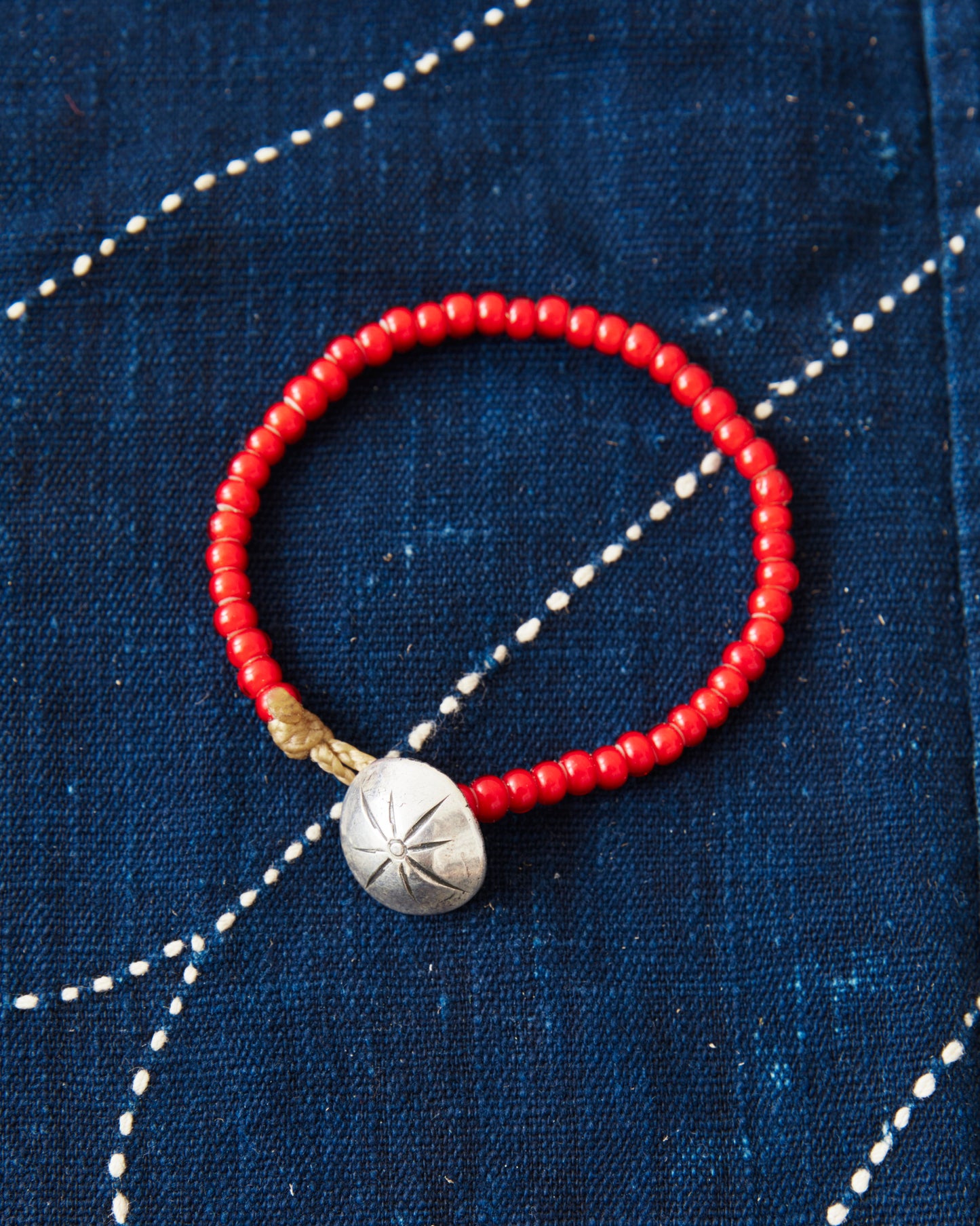 Tenable Crafts TC008 Red White Heart Trade Beads Bracelet