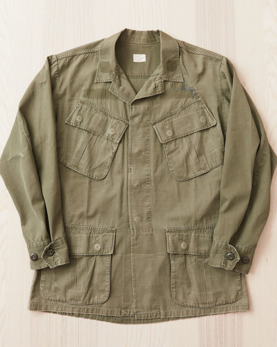 Vintage 1970 3rd Pattern US Army Ripstop Tropical Jacket Small-Short