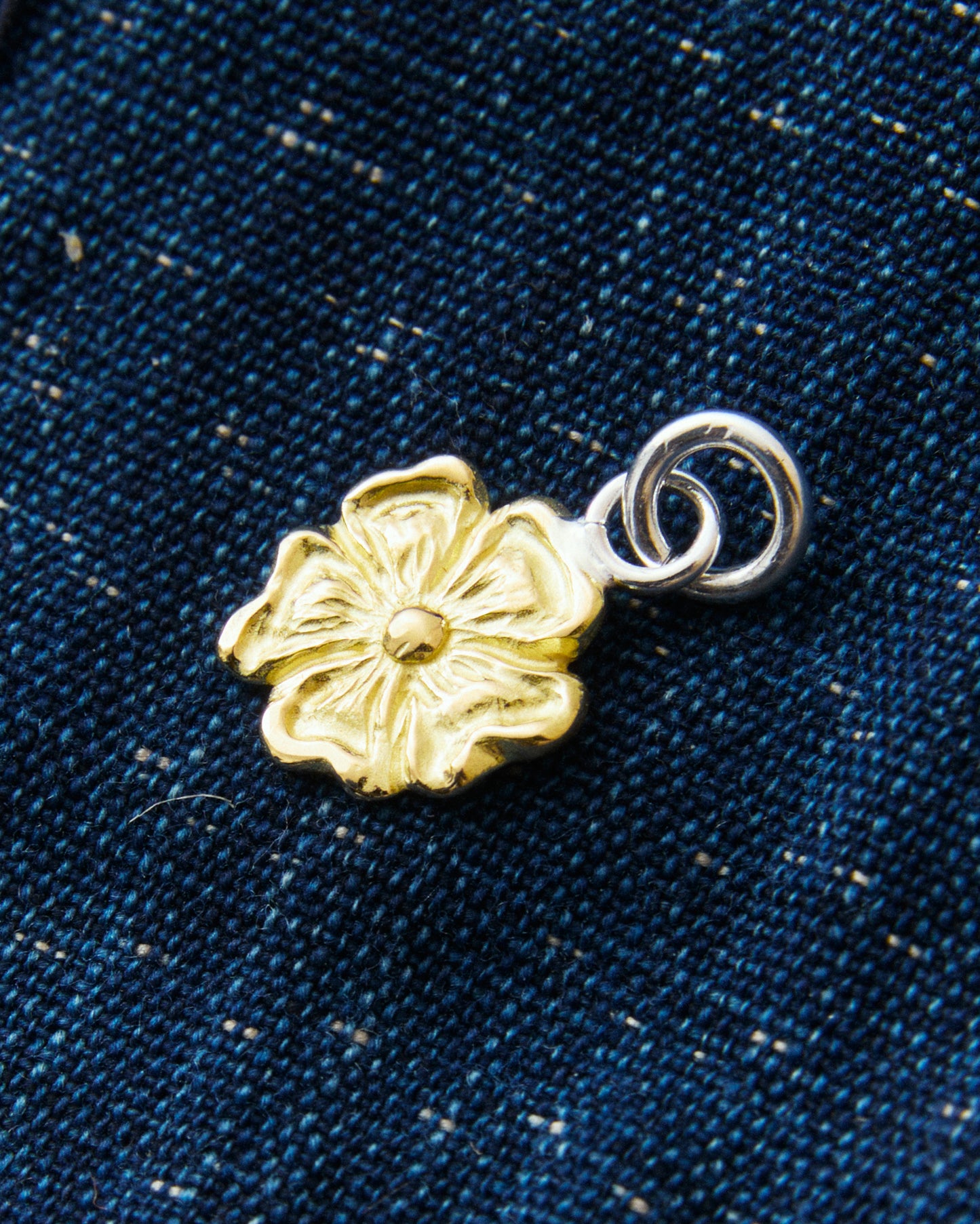 Larry Smith 18K Gold Karakusa Rose Pendant Medium NL-0182-18KYG