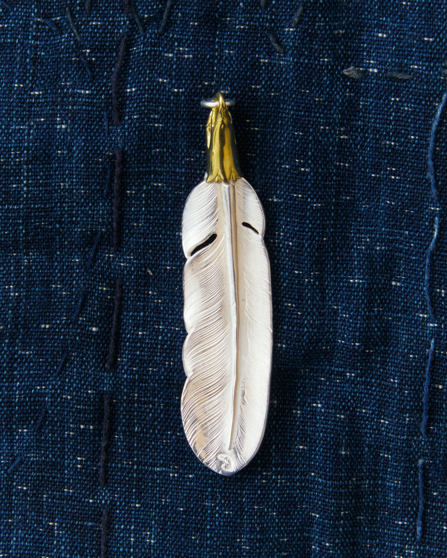 Larry Smith Eagle Head Feather Silver Pendent With 18K Gold Accent EFNL-0041-L