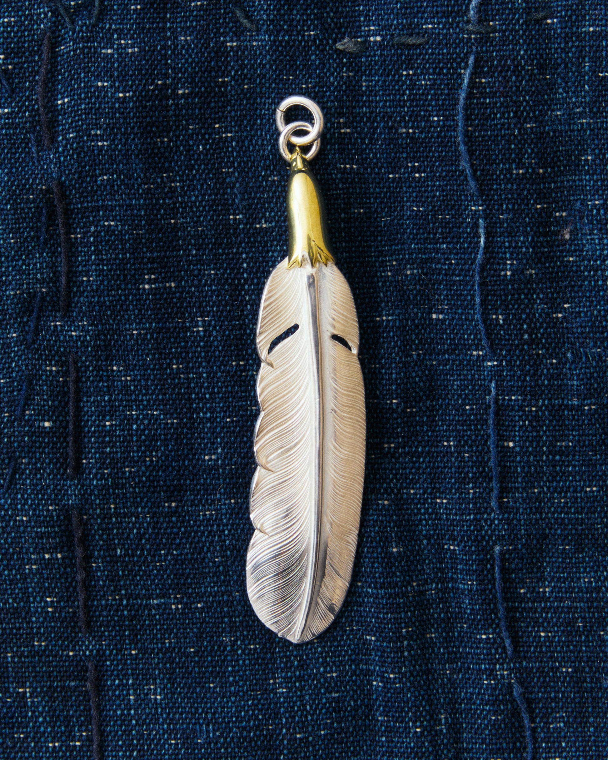 Larry Smith Eagle Head Feather silver pendant with 18K gold accent, handcrafted in Japan
