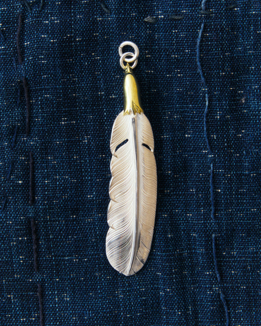 Larry Smith Eagle Head Feather silver pendant with 18K gold accent, handcrafted in Japan
