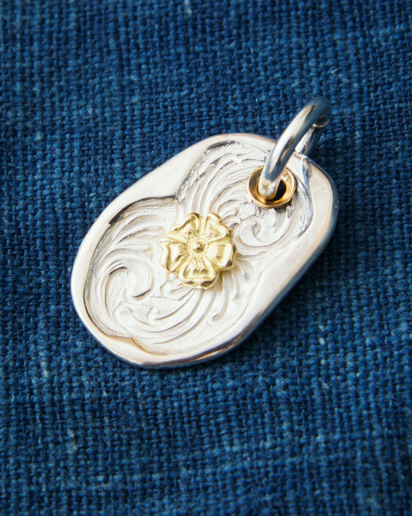 Larry Smith Karakusa Rose Oval Daruma Pendant 18K 22K Gold NL-0189