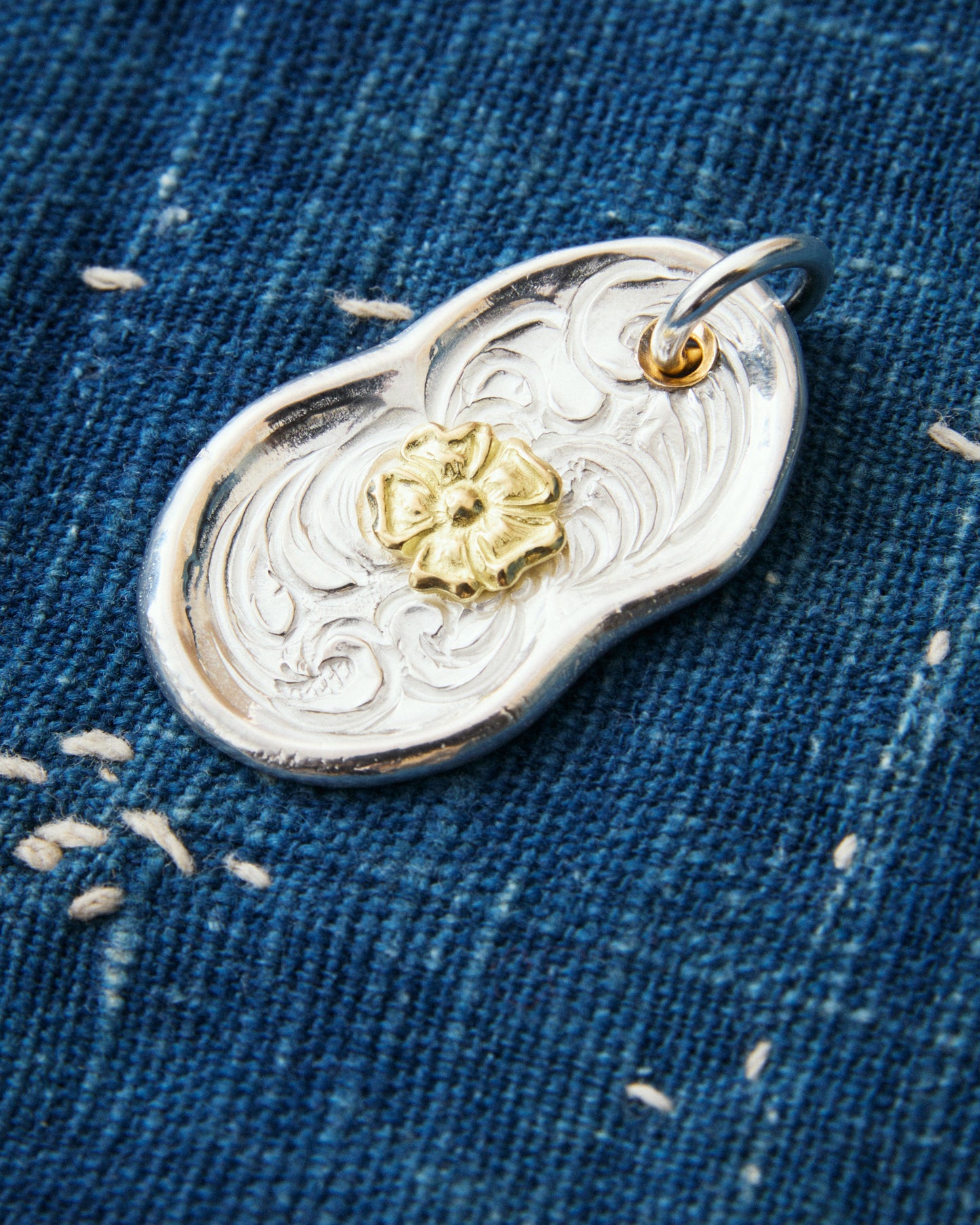 Larry Smith Karakusa Rose Skinny Daruma Pendant 18K 22K Gold NL-0169