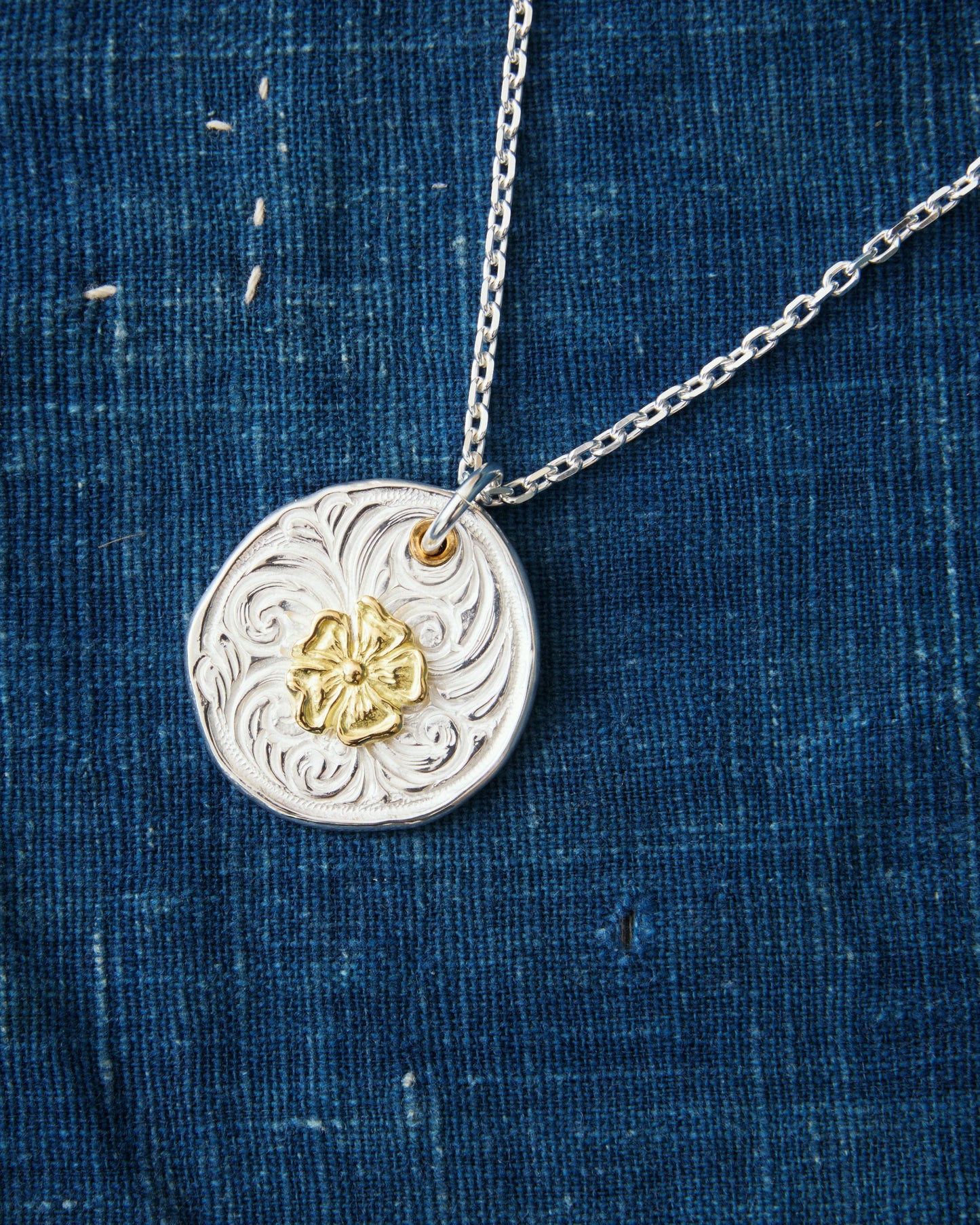 Larry Smith Karakusa Rose Pendant 18K 22K Gold NL-0181