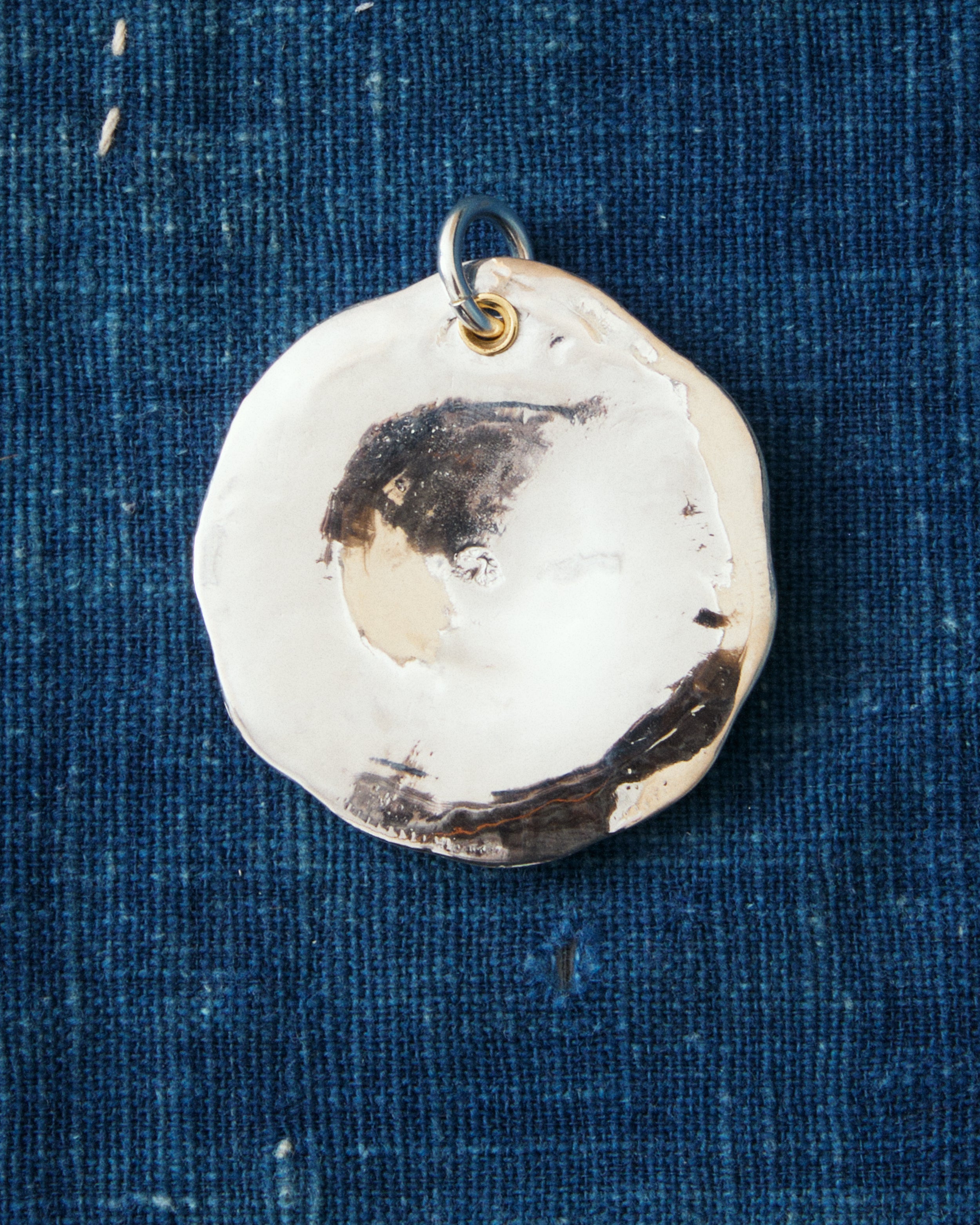 Larry Smith Karakusa Rose Circular Pendant 18K 22K Gold NL-0178