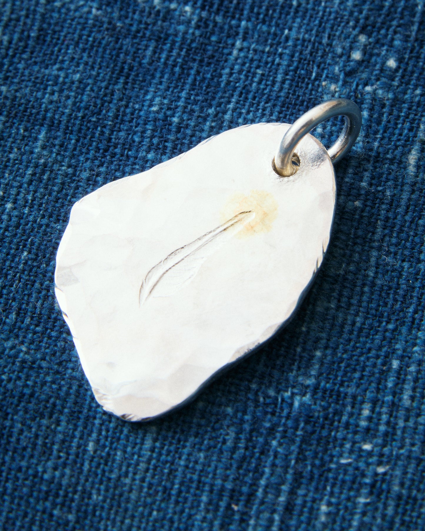 Larry Smith Kazekiri Feather Stamped Pendant 18K Gold Accent EFNL-0055