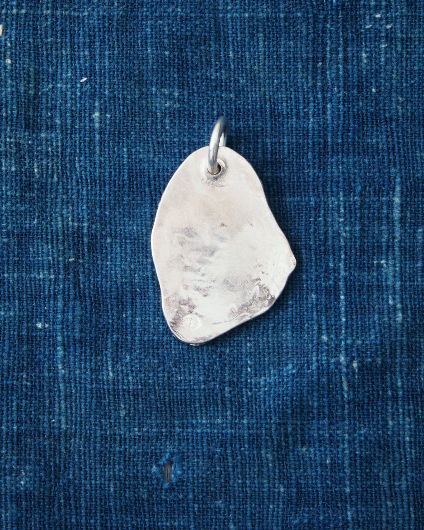 Larry Smith Kazekiri Feather Stamped Pendant 18K Gold Accent EFNL-0055