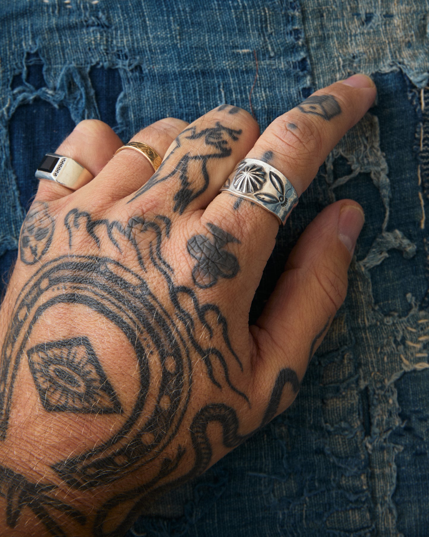 Larry Smith Shell And Butterfly Ring RG-0038