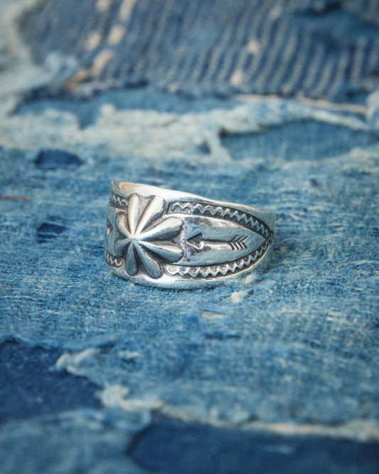 Larry Smith Shell S Ring RG-0002