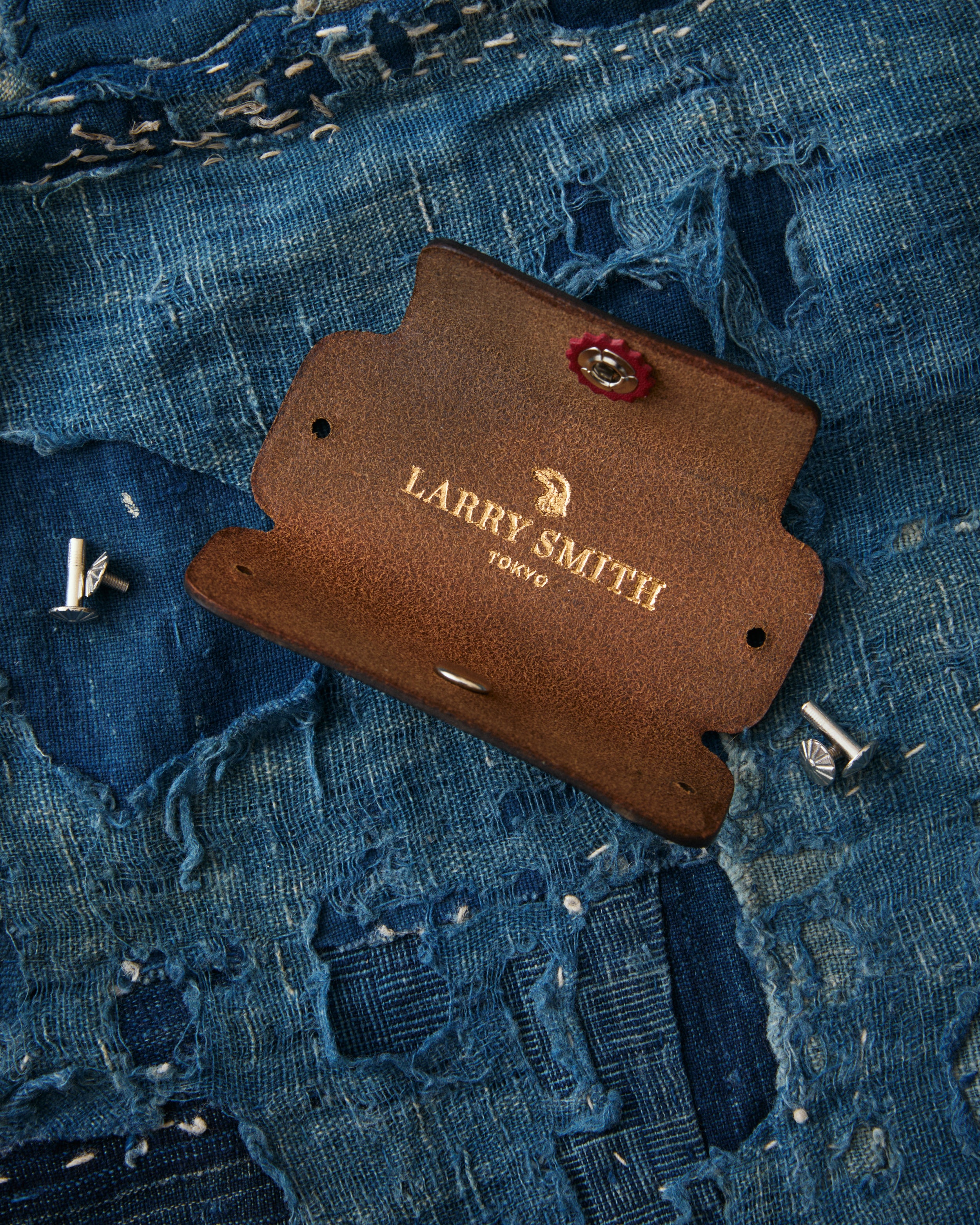 Larry Smith LT-0049 Key Fob Black – Second Sunrise