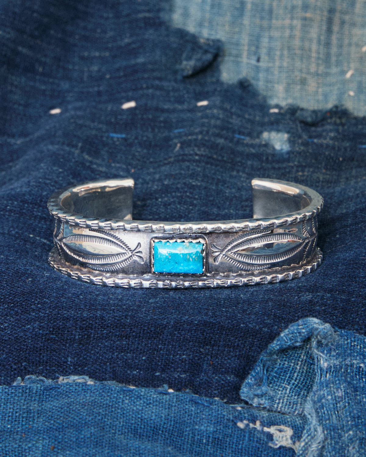 Larry Smith BR-0196 Bented Edge Turquoise Silver Bracelet – Second 