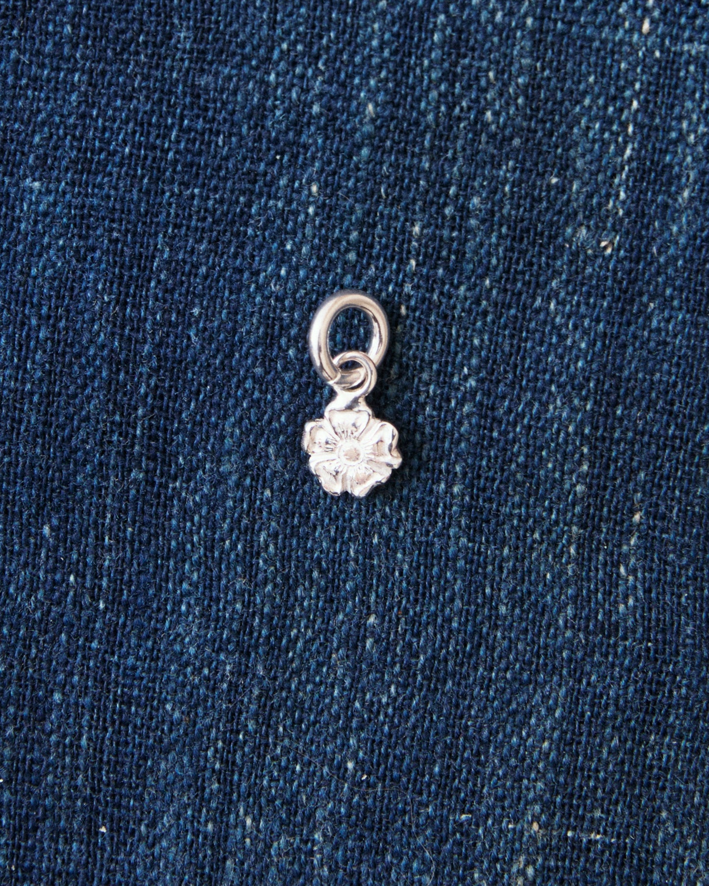 Larry Smith Karakusa Rose Silver Pendant X-Small NL-0184