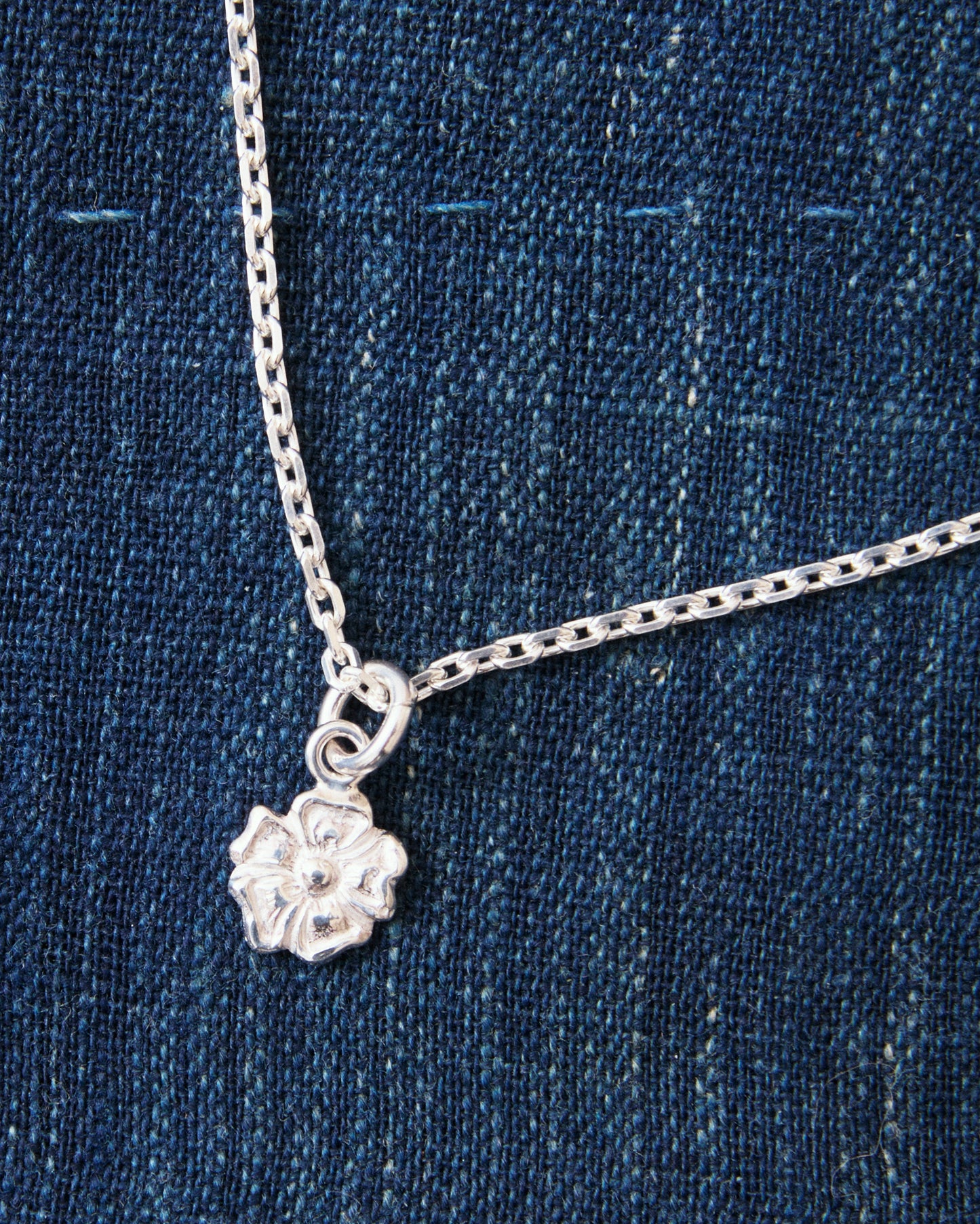 Larry Smith Karakusa Rose Silver Pendant Small NL-0183