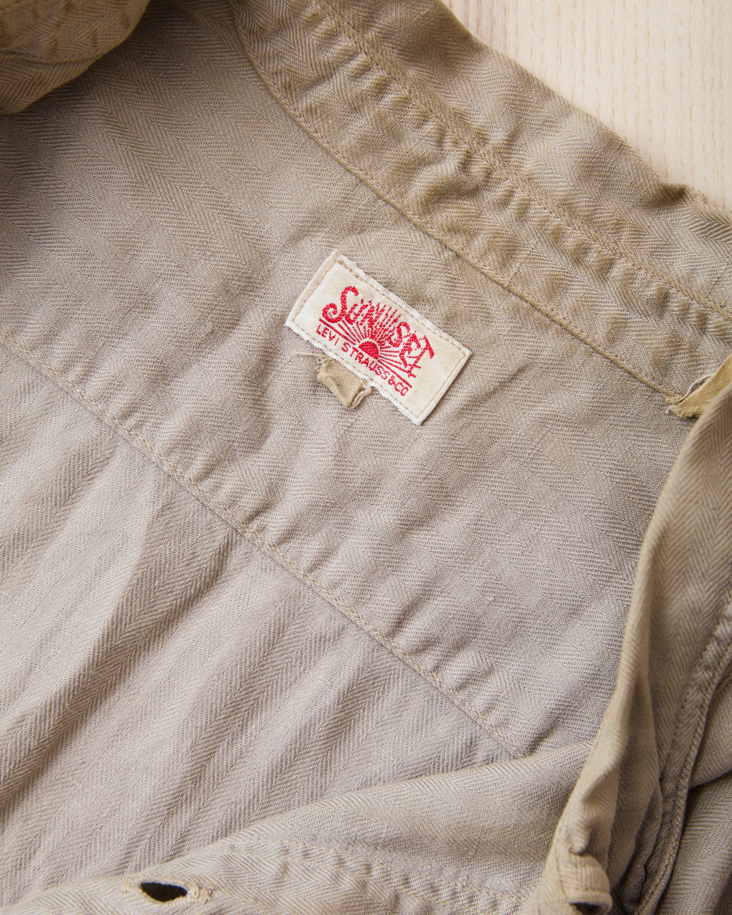 Second Hand Levi's Vintage Clothing Sun Set Shirt Size XL