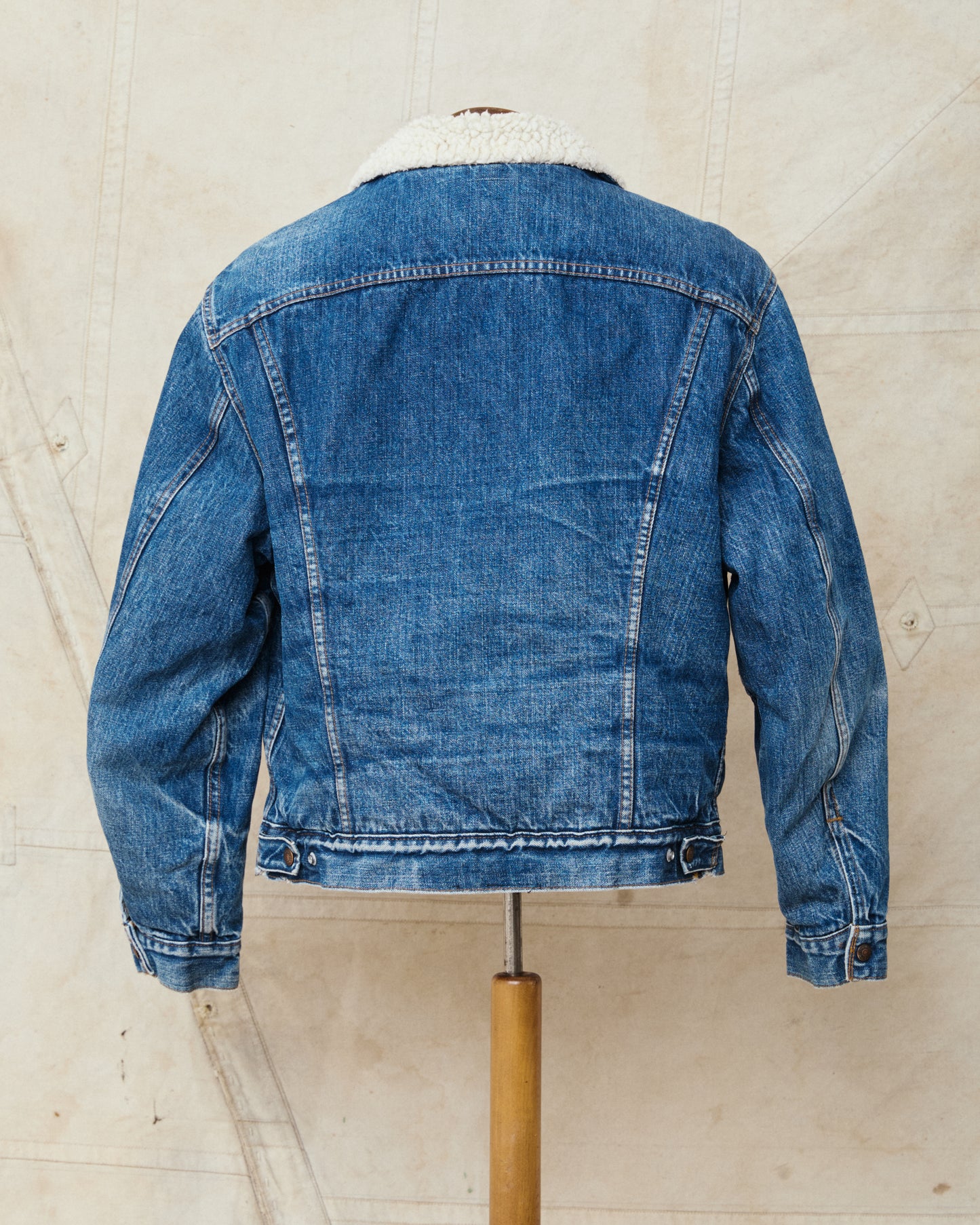 Vintage 80's Made in USA Levi's Denim Sherpa Trucker Jacket Size 46