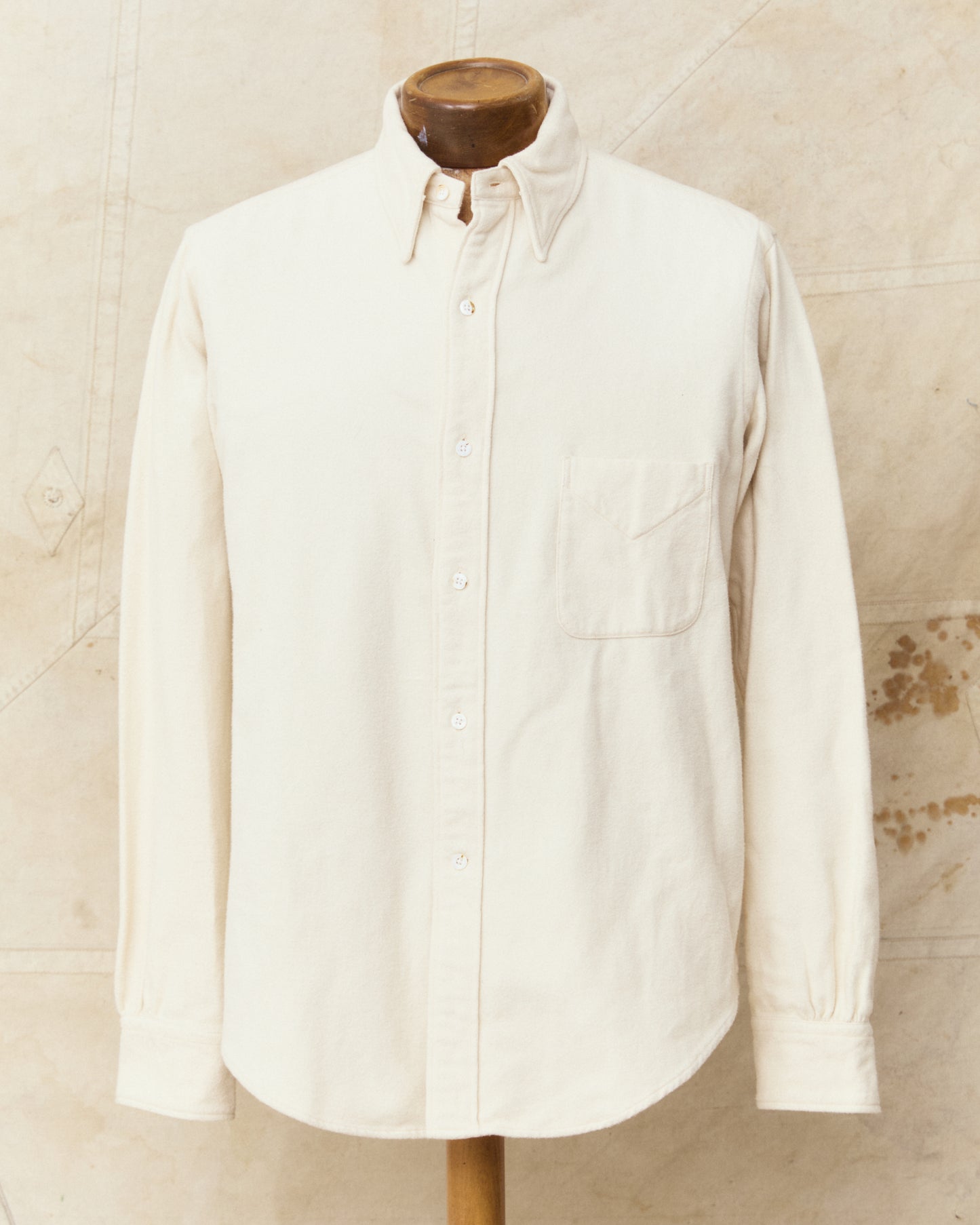 Second Hand MotivMfg Authentic Fit BD Shirt Natural Japanese Cotton Flannel Size 50