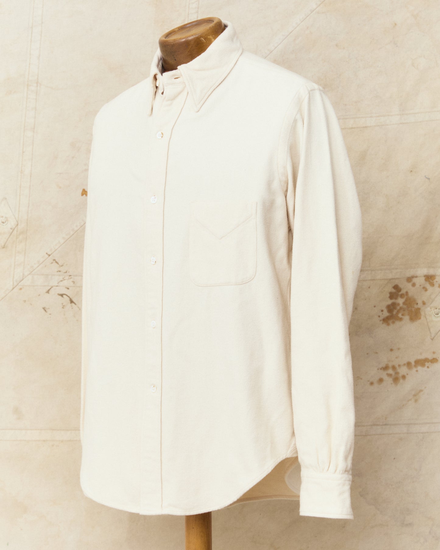Second Hand MotivMfg Authentic Fit BD Shirt Natural Japanese Cotton Flannel Size 50