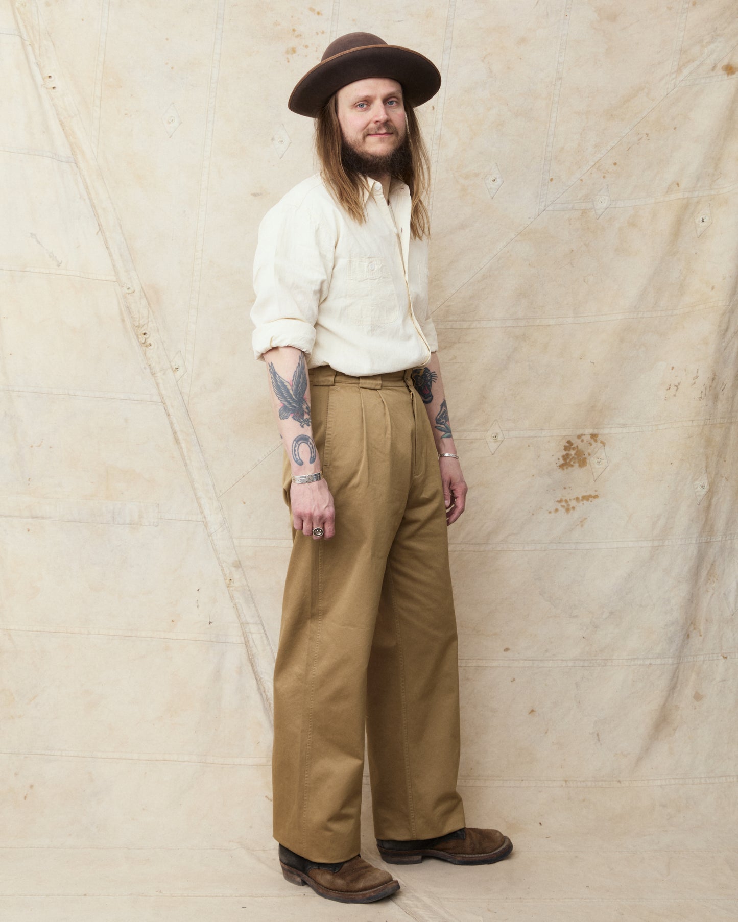 Gråbrodern Eke Pleat Relaxed Chino Italian Khaki Twill Light Rinse