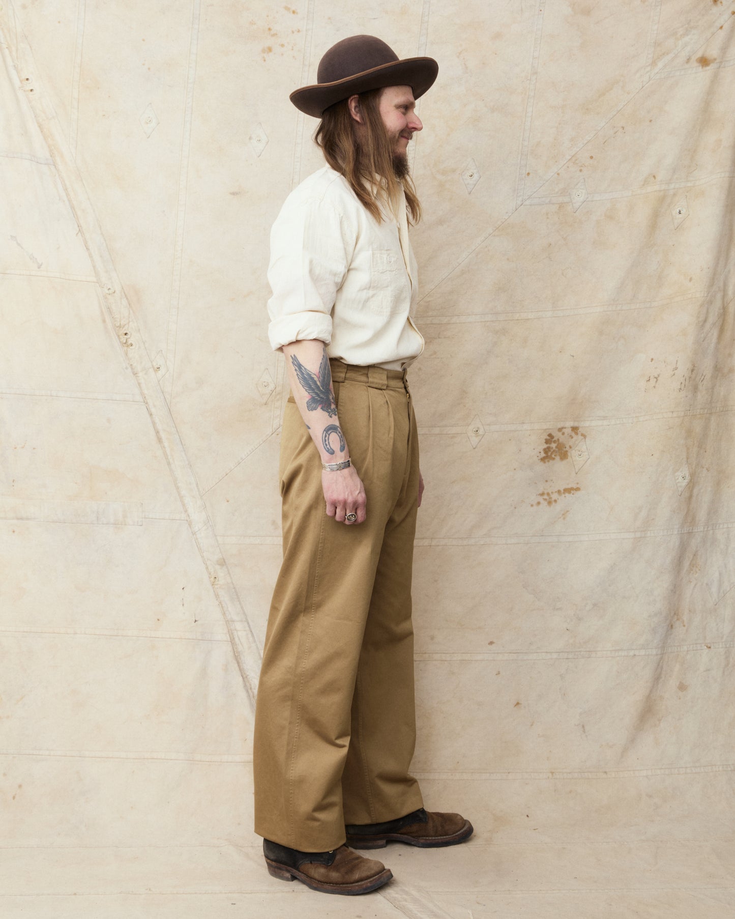 Gråbrodern Eke Pleat Relaxed Chino Italian Khaki Twill Light Rinse