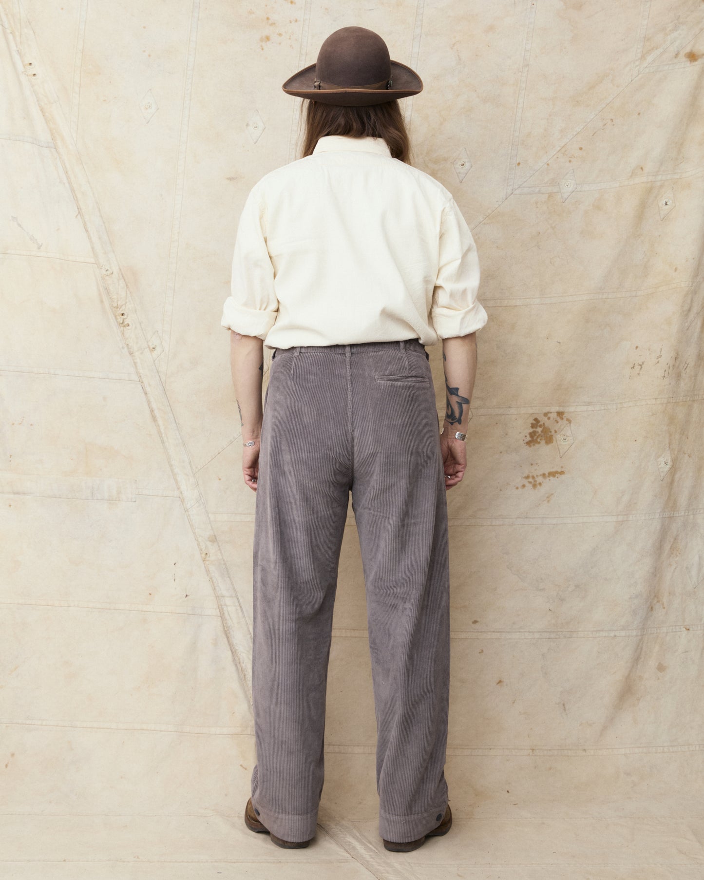 Gråbrodern Eke Pleat Relaxed Chino Steel Corduroy Light Rinse