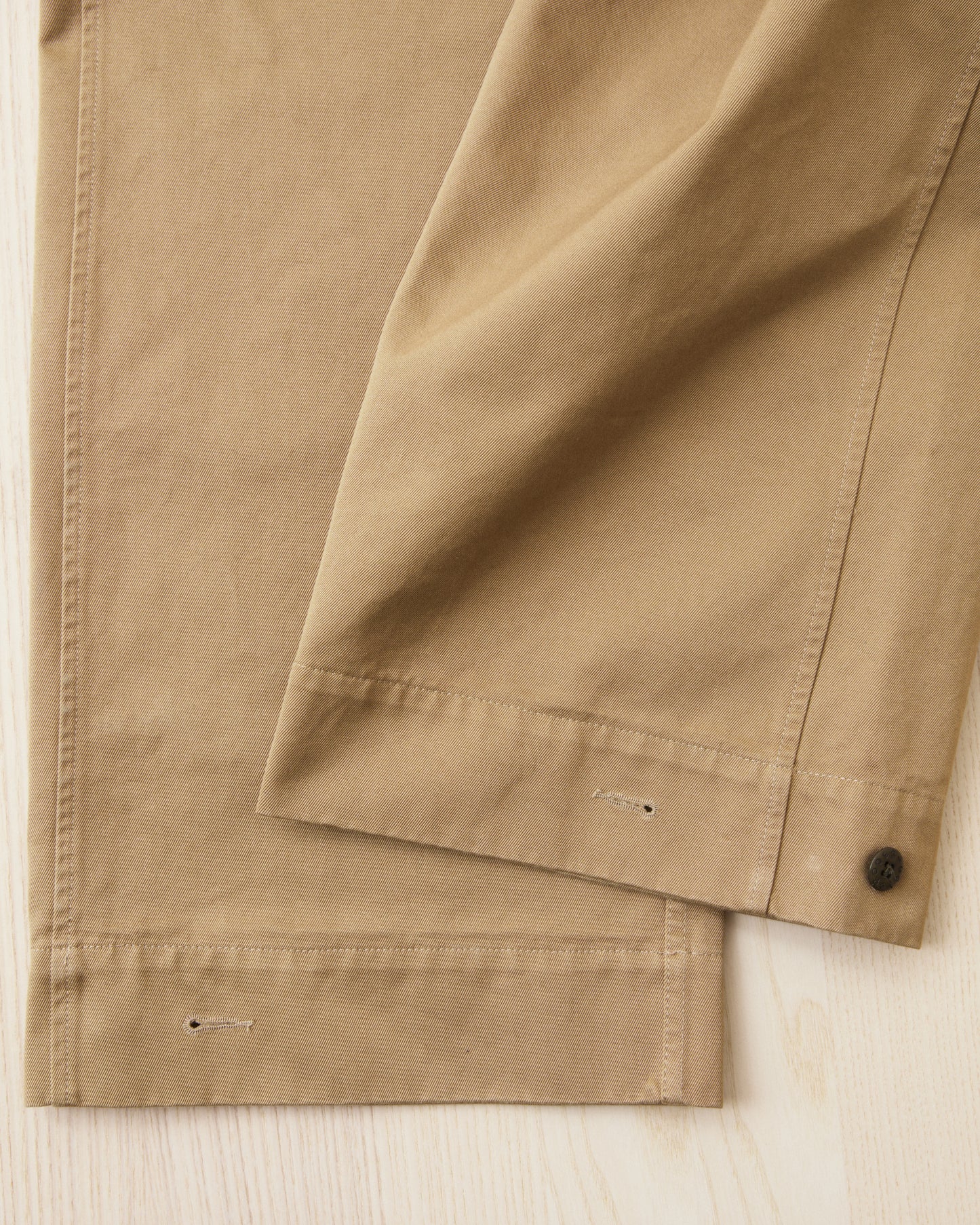 Gråbrodern Eke Pleat Relaxed Chino Italian Khaki Twill Light Rinse