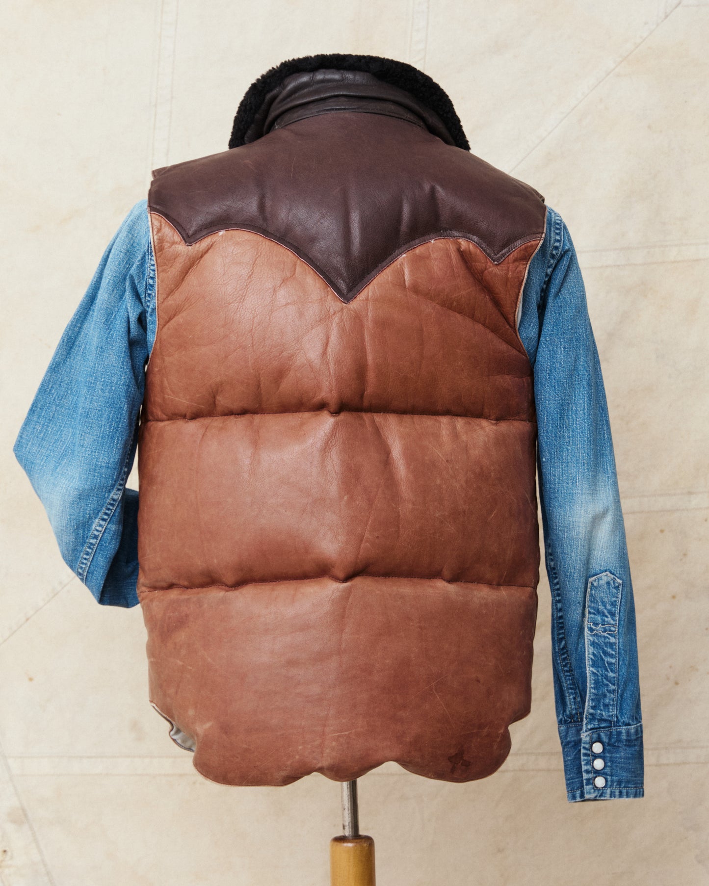 Vintage Rocky Mountain Featherbed Leather Down Vest Size 40