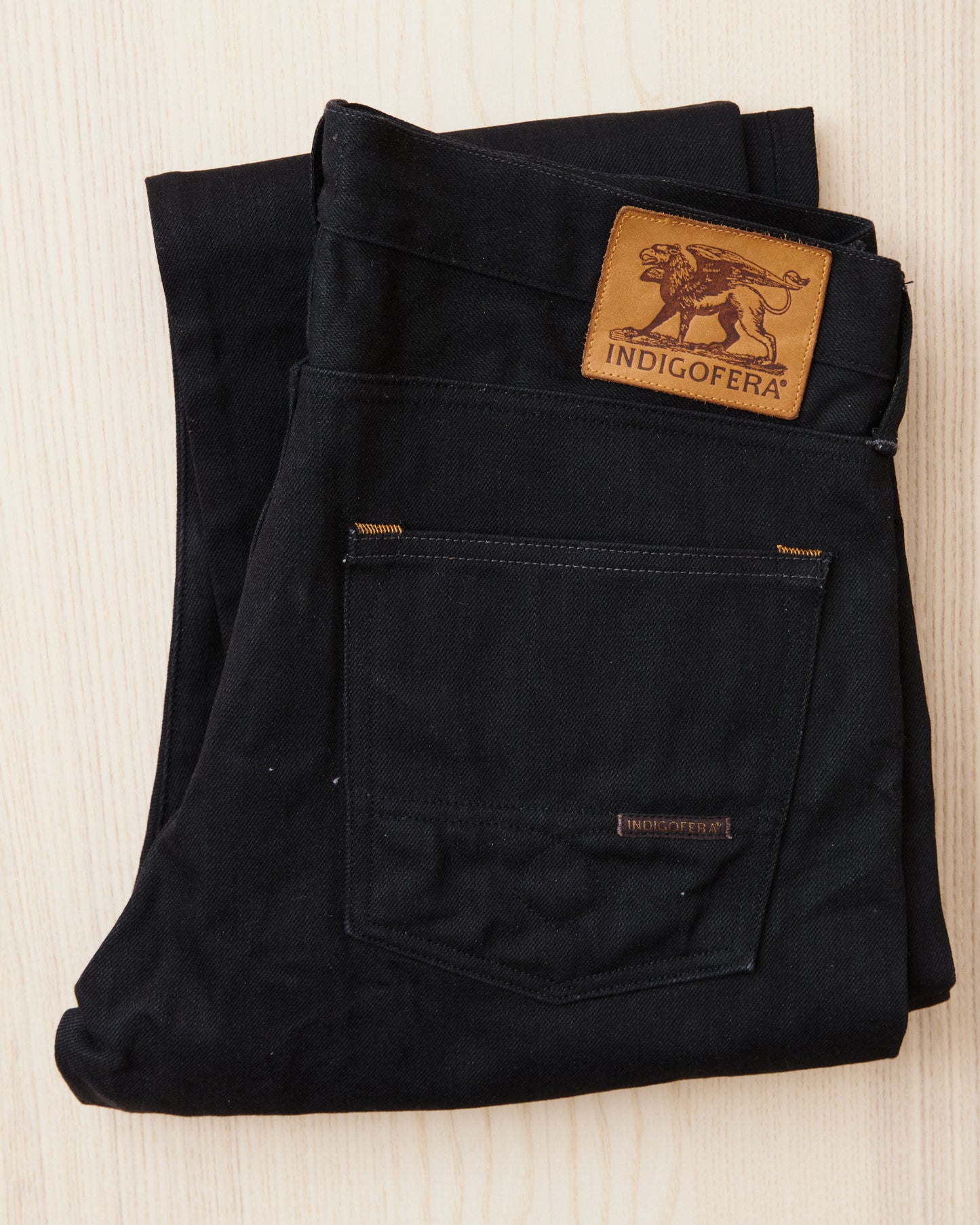Second Hand Indigofera Buck Gunpowder Jeans W35 / L36