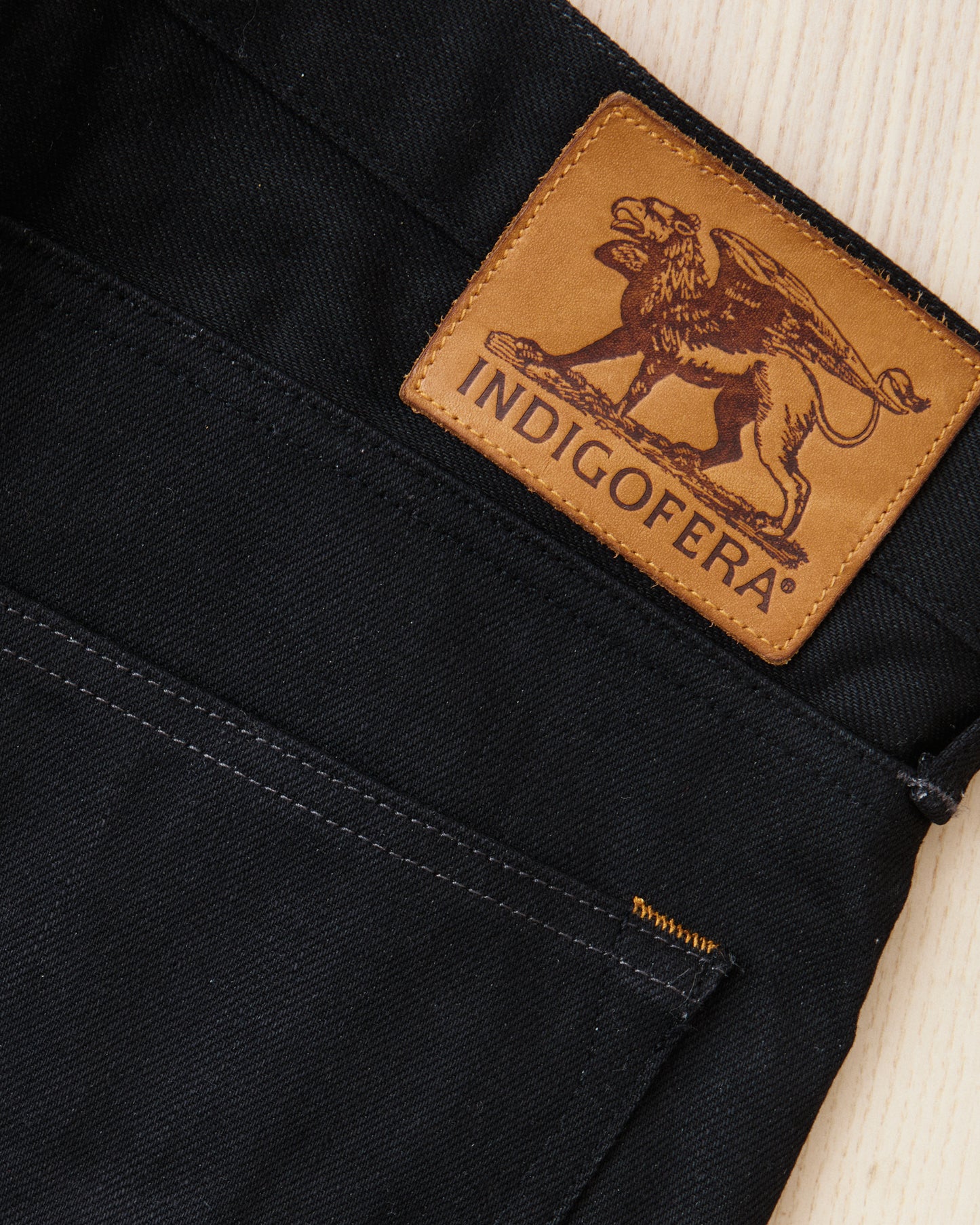 Second Hand Indigofera Buck Gunpowder Jeans W35 / L36