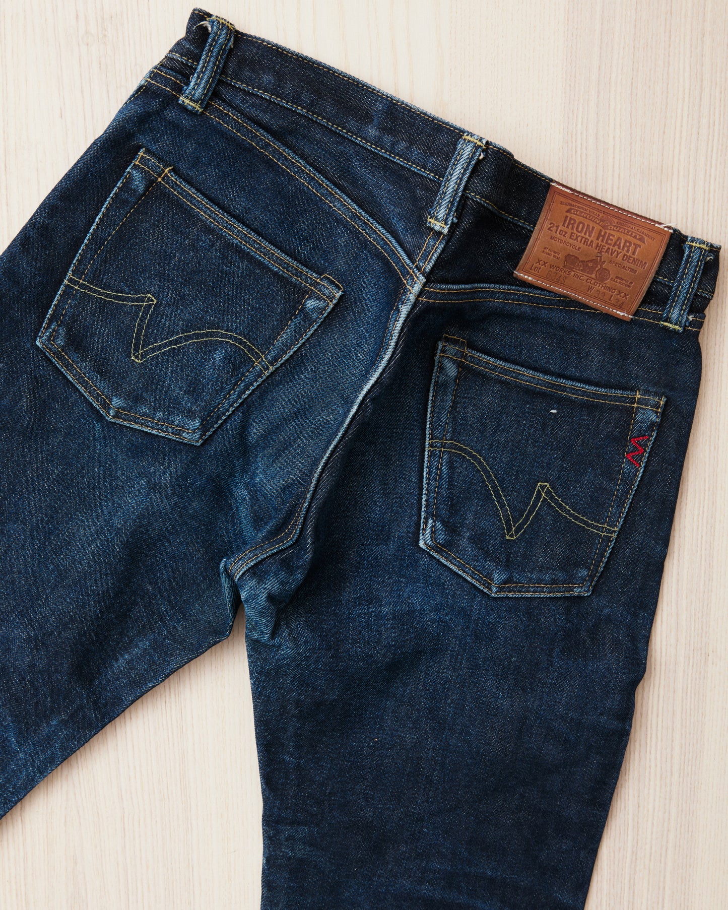Second Hand Iron Heart 643S 21oz Indigo Jeans W33