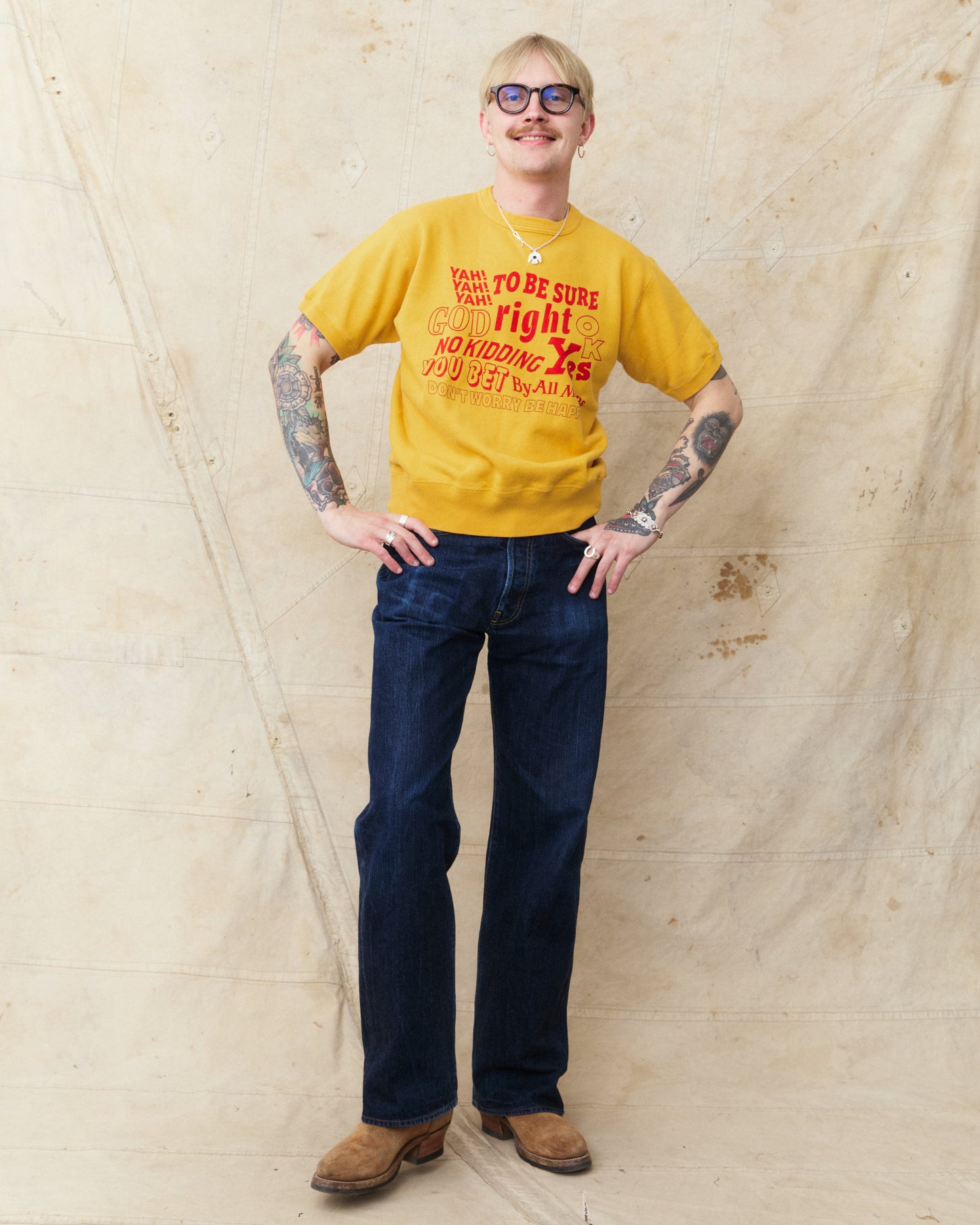 Whitesville WV79689 Short Sleeve Sweatshirt Yellow