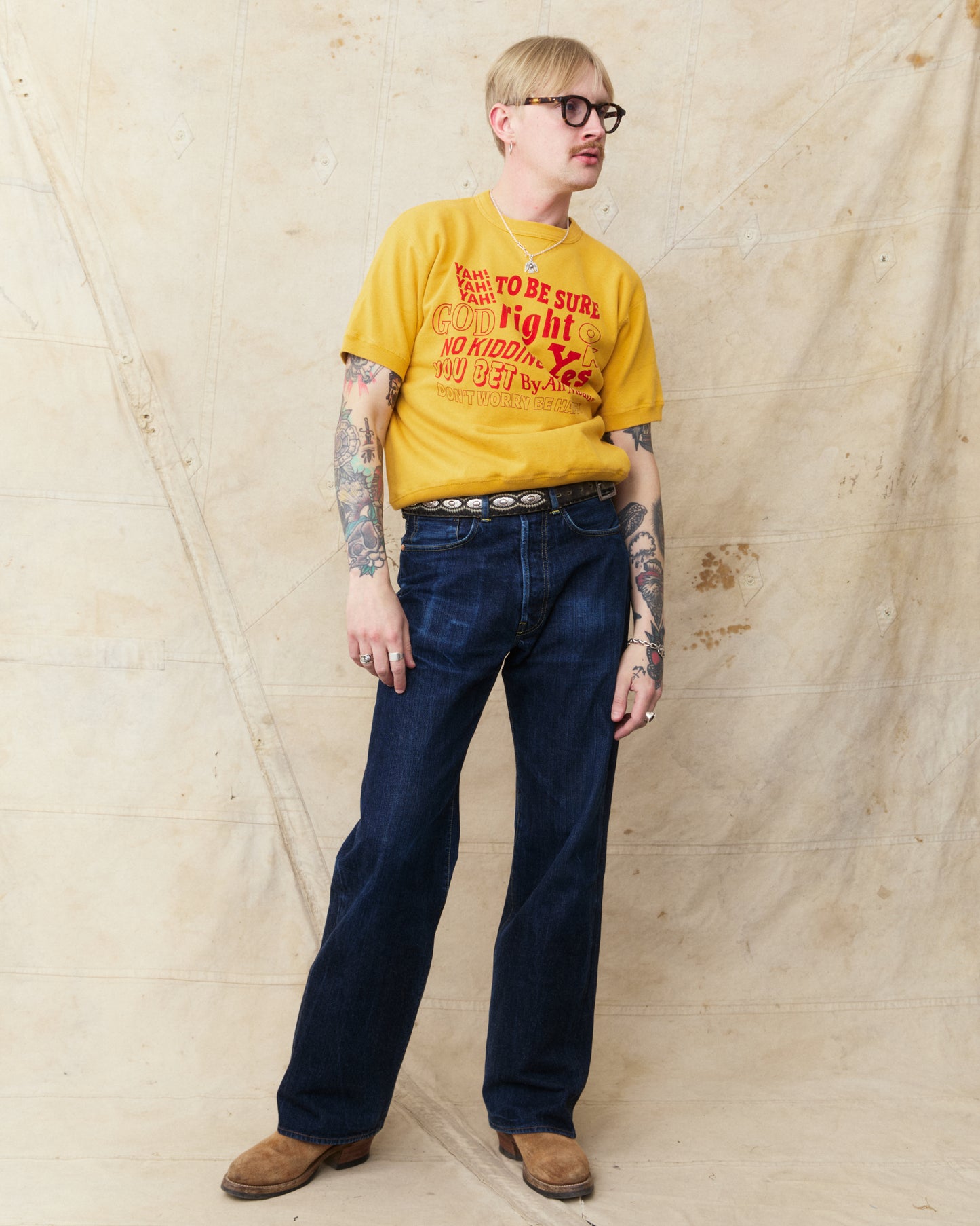 Whitesville WV79689 Short Sleeve Sweatshirt Yellow