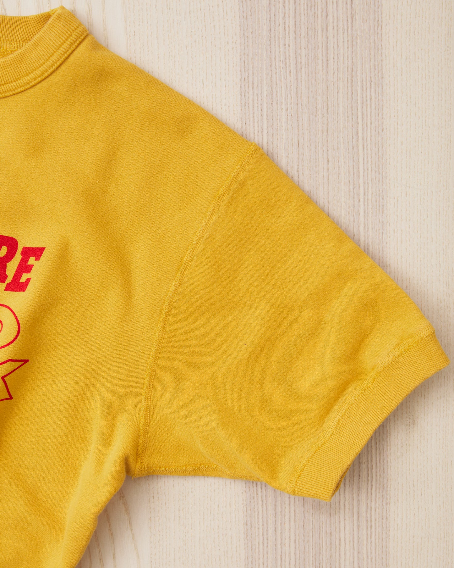 Whitesville WV79689 Short Sleeve Sweatshirt Yellow