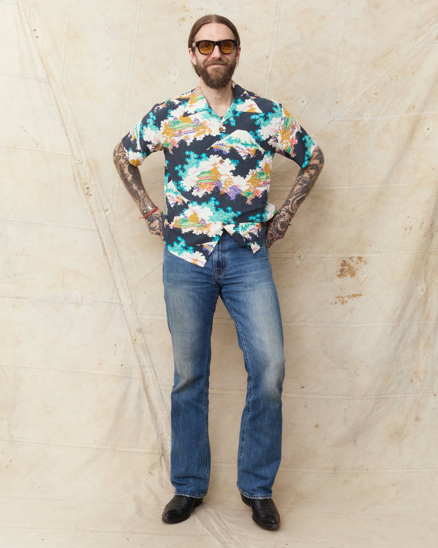 Sun Surf SS39618 Rayon Hawaiian Shirt Ancient Capital Black
