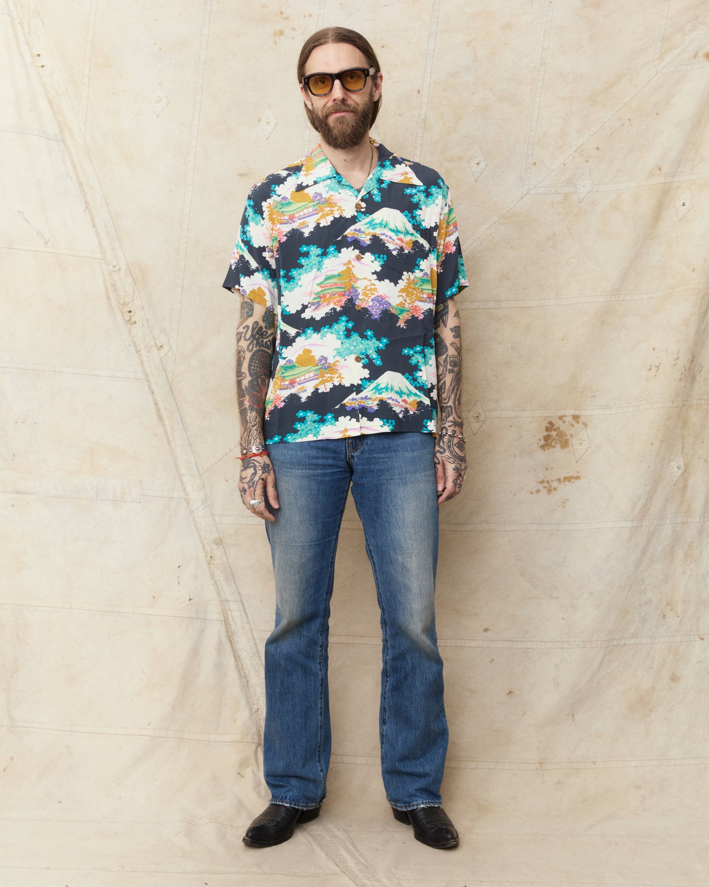 Sun Surf SS39618 Rayon Hawaiian Shirt Ancient Capital Black