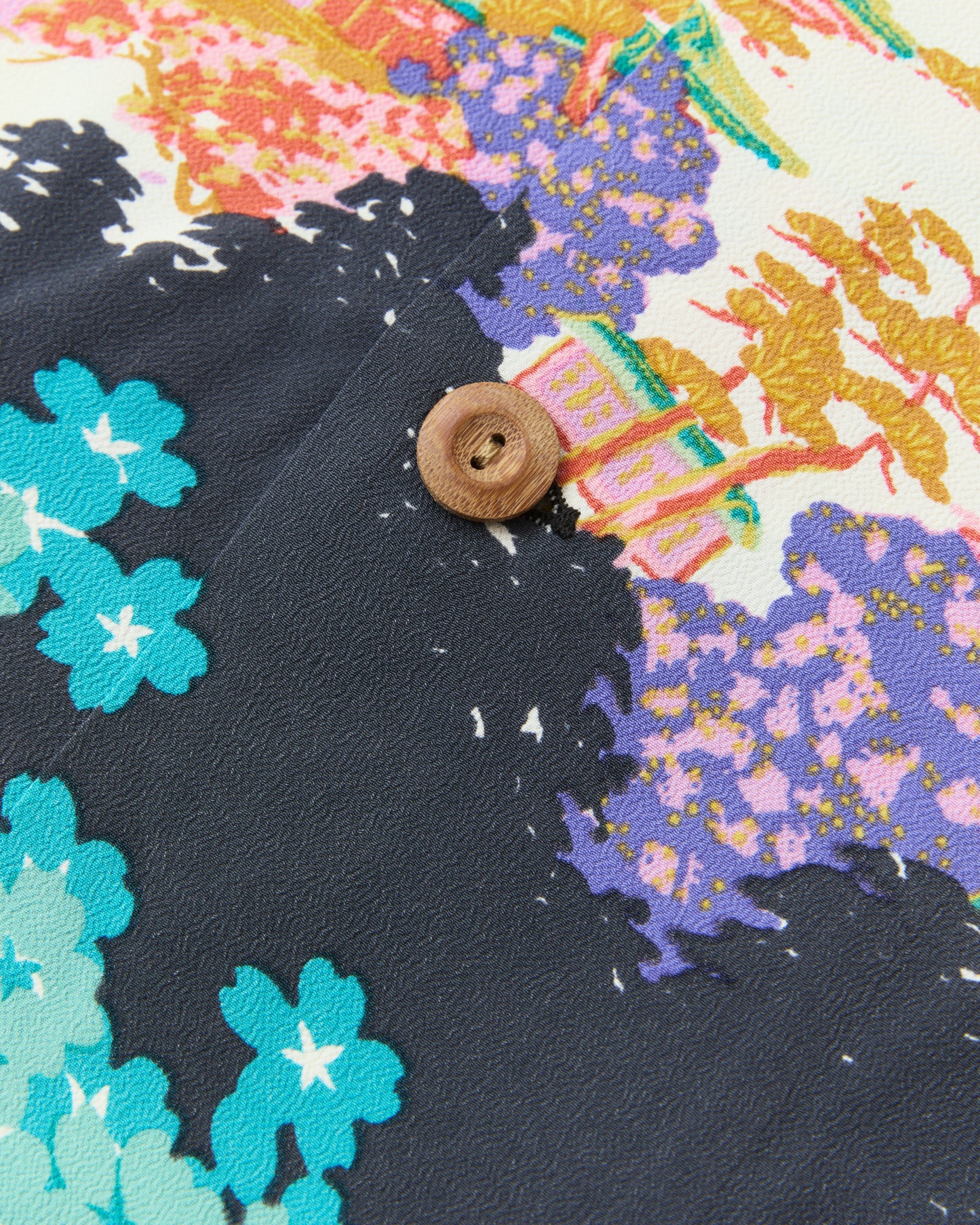 Sun Surf SS39618 Rayon Hawaiian Shirt Ancient Capital Black