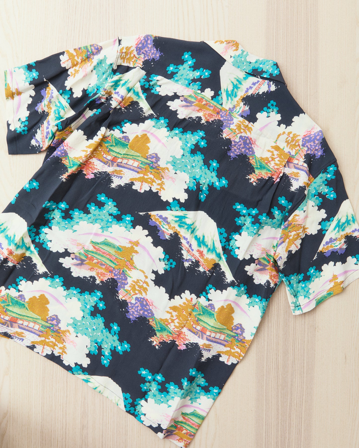Sun Surf SS39618 Rayon Hawaiian Shirt Ancient Capital Black