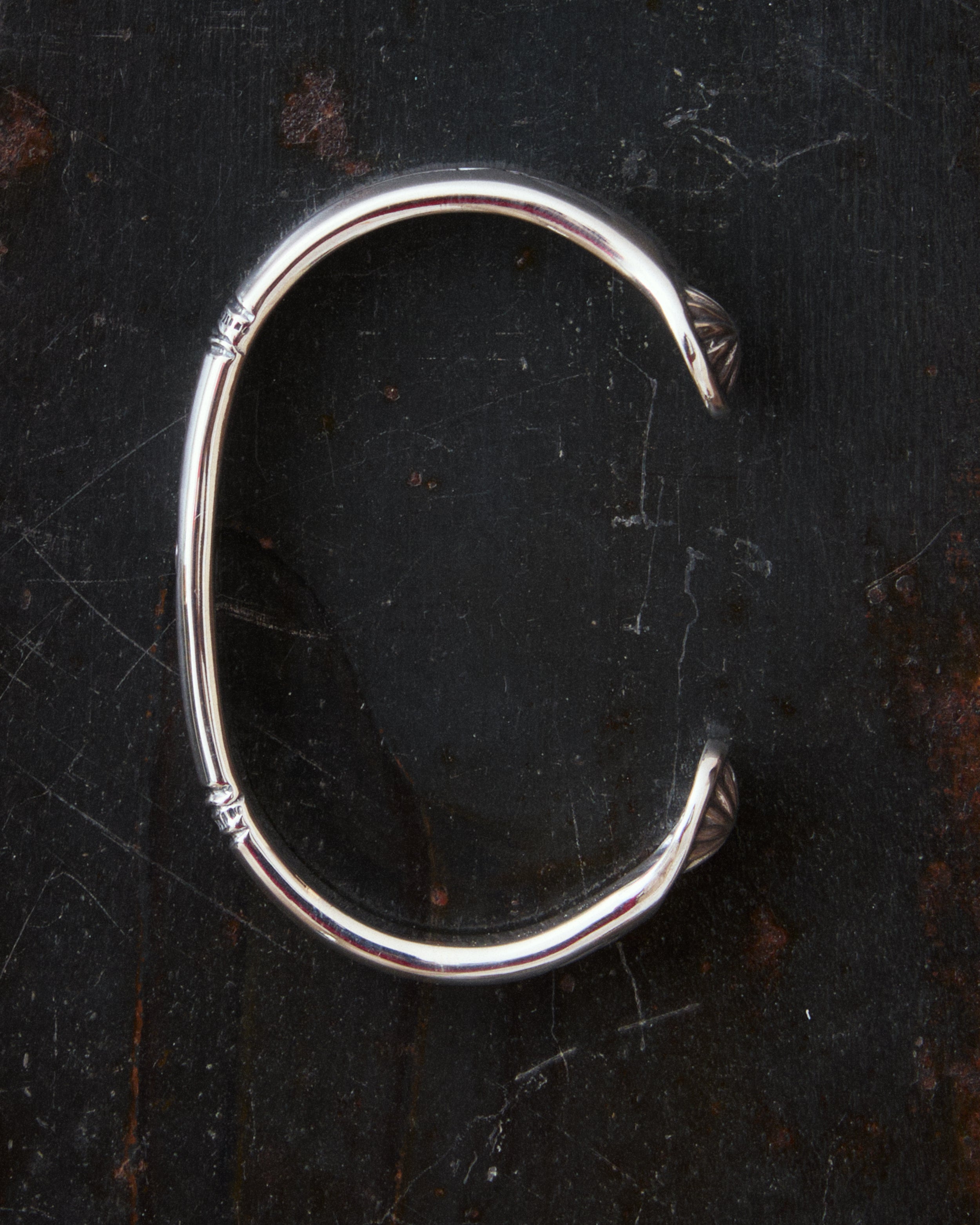 アクセサリー LARRY SMITH/TRIANGLE SIDE SHELL BRACELET Larry Smith Triangle Side Shell Bracelet BR-0160 – Second Sunrise