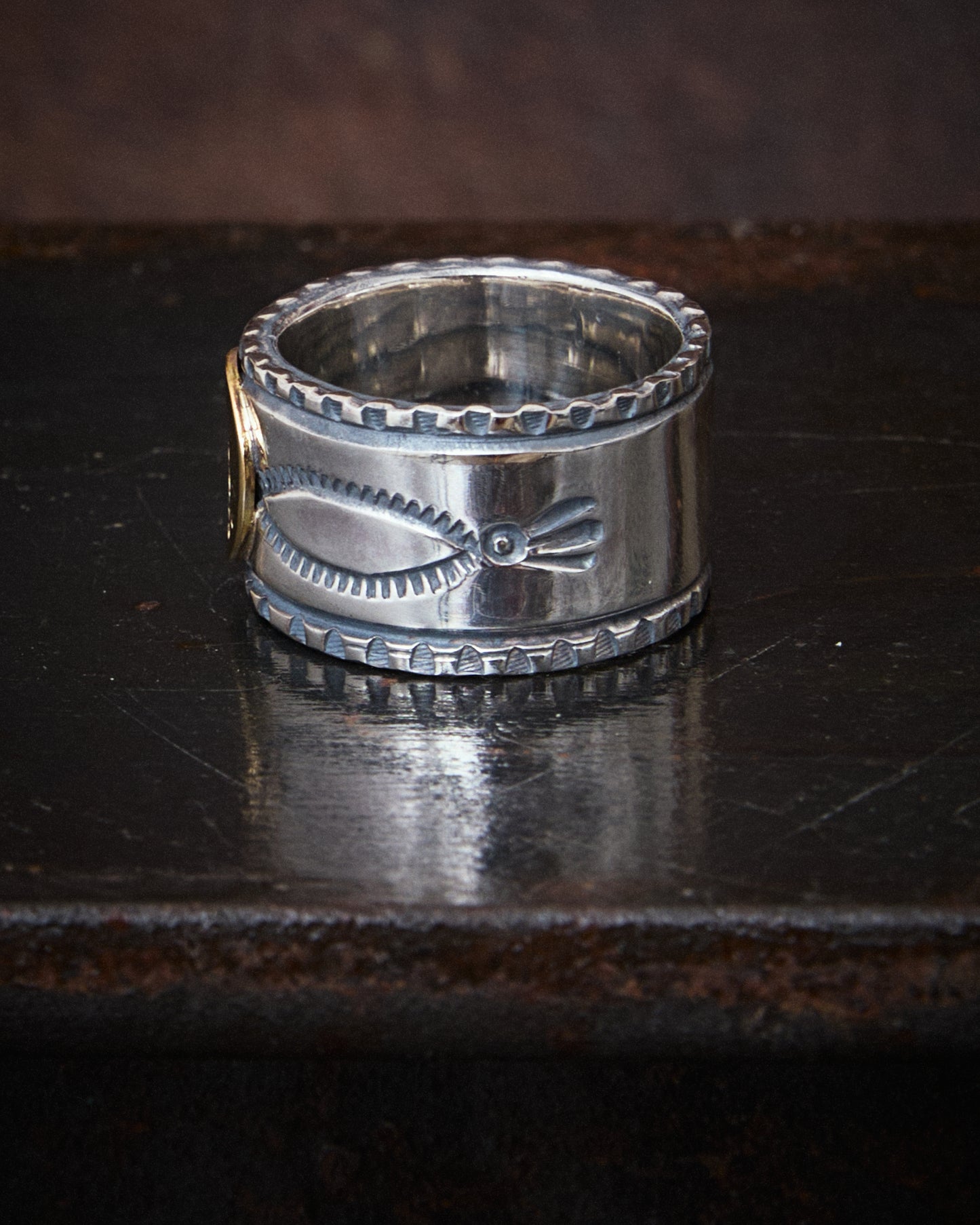 Larry Smith Eagle Head Stamped Ring No. 32 18K Gold Accent Ring EFRG-0032