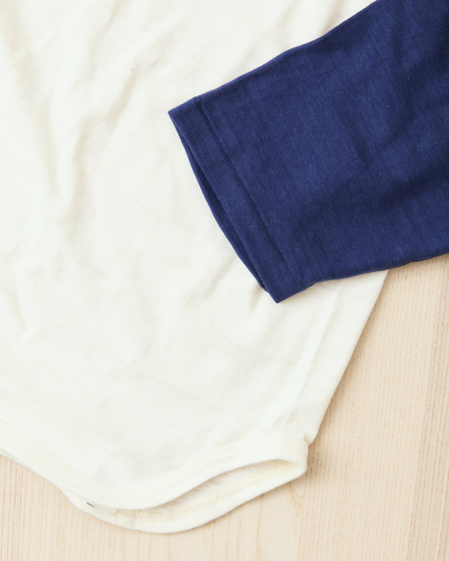 Warehouse & Co Lot 4800 Three-Quarter Sleeve Baseball Shirt "Mac´s Famous Bar" Cream/Navy