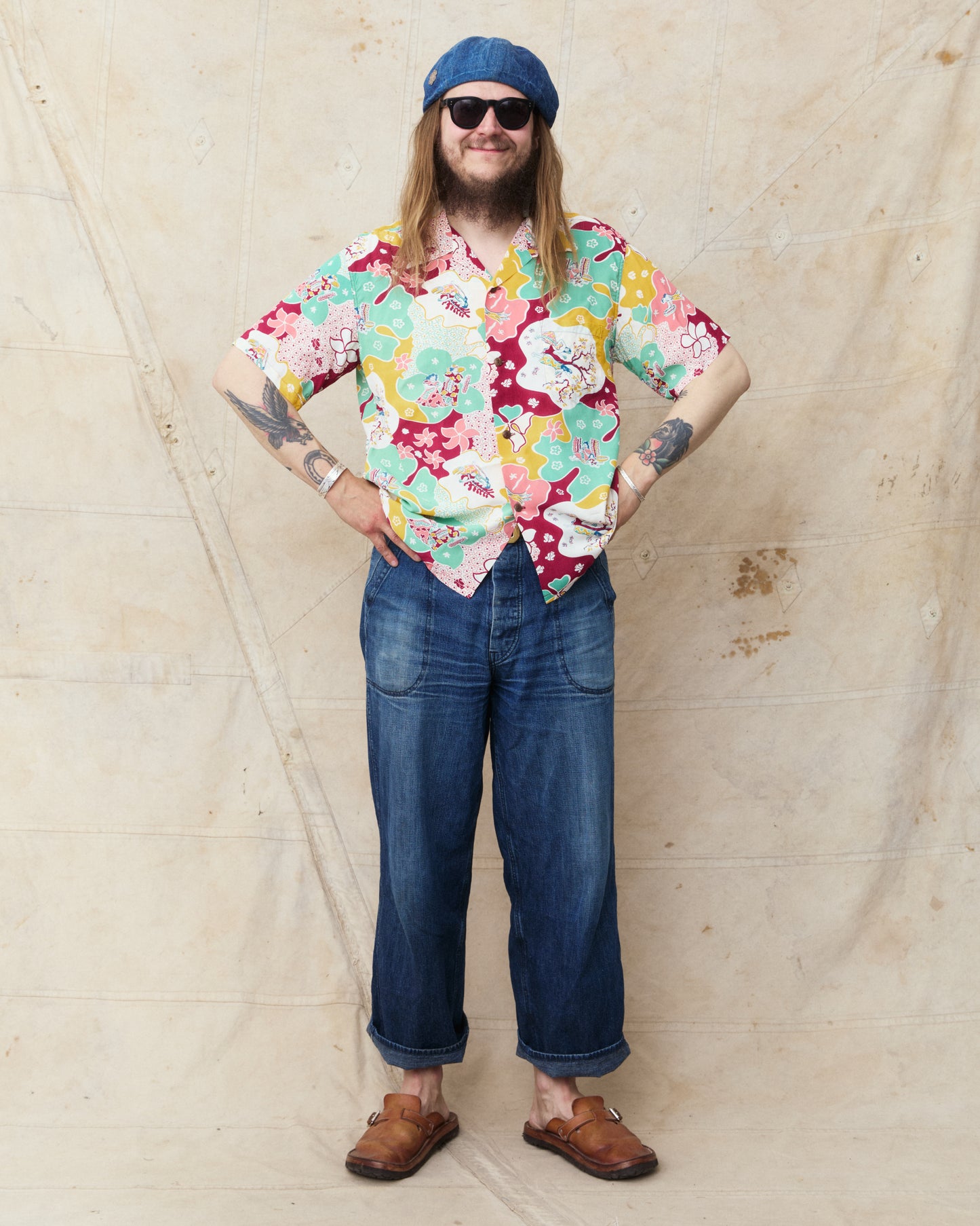 Sun Surf SS39624 Rayon Hawaiian Short Sleeve Shirt "Paradise Hula"