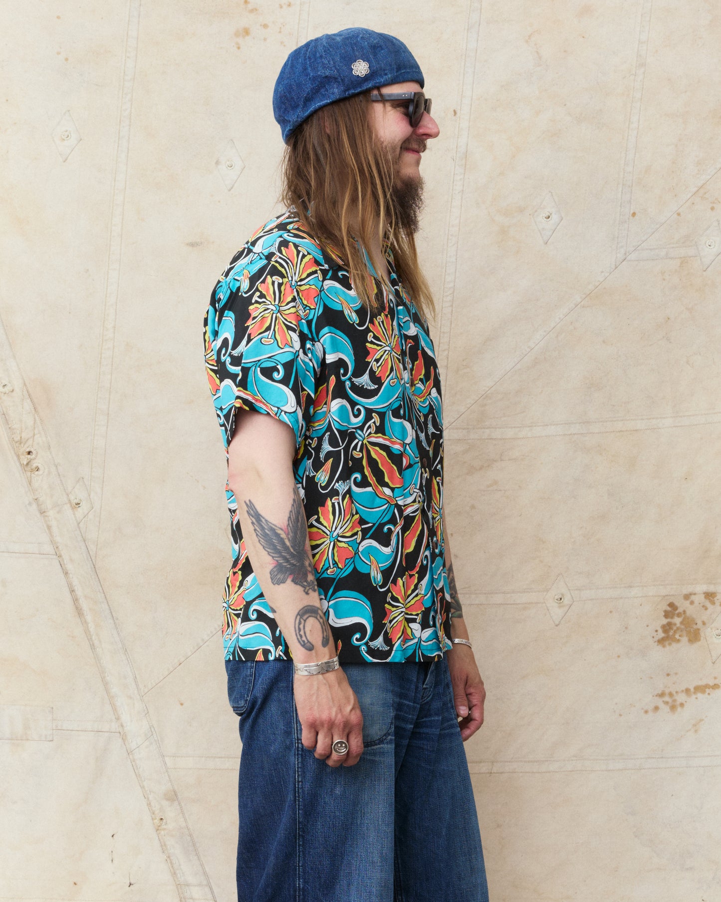 Sun Surf SS39619 Rayon Hawaiian Short Sleeve Shirt "Spider Lily"
