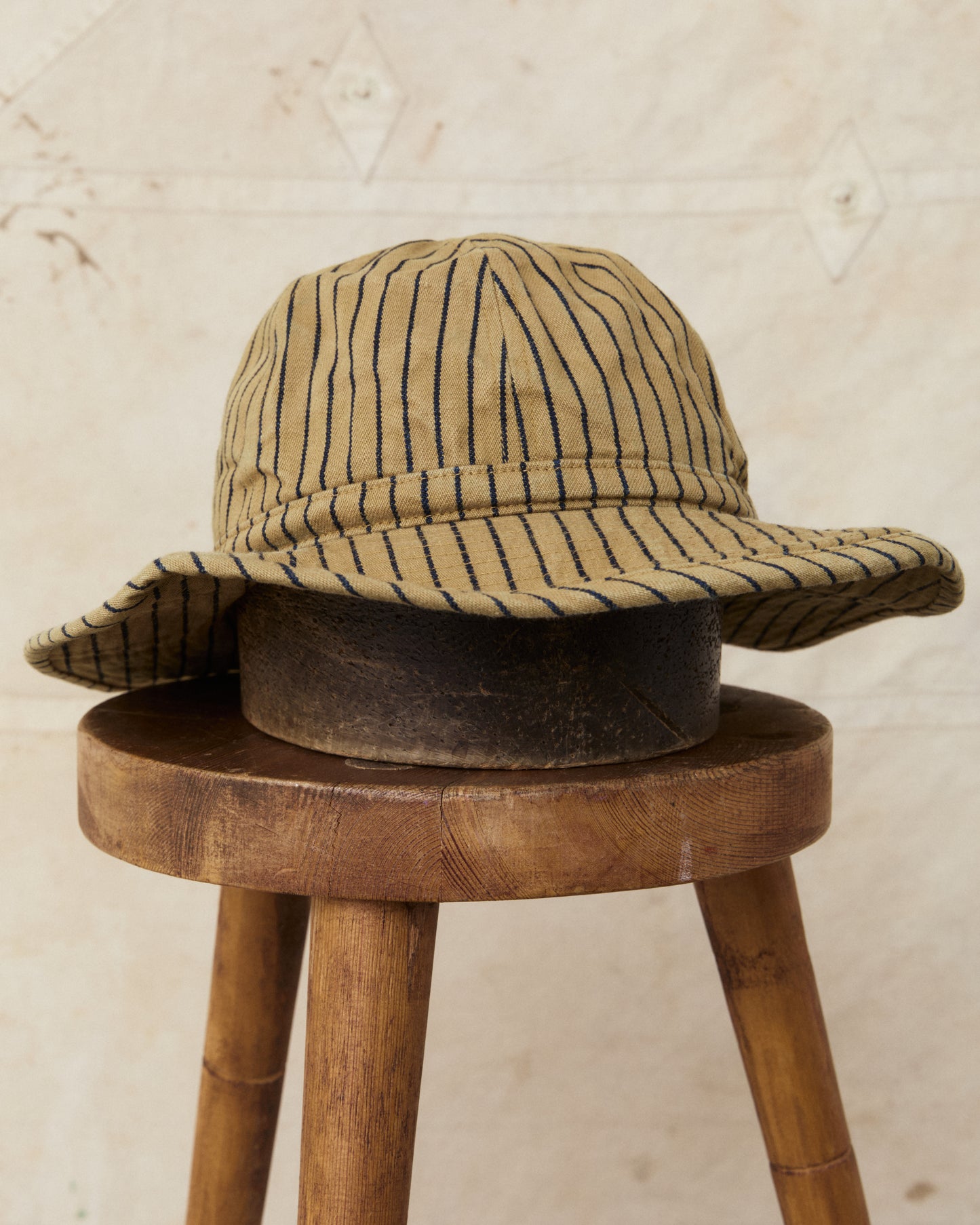 Indigofera Haisy Mae Hat Root Stripe