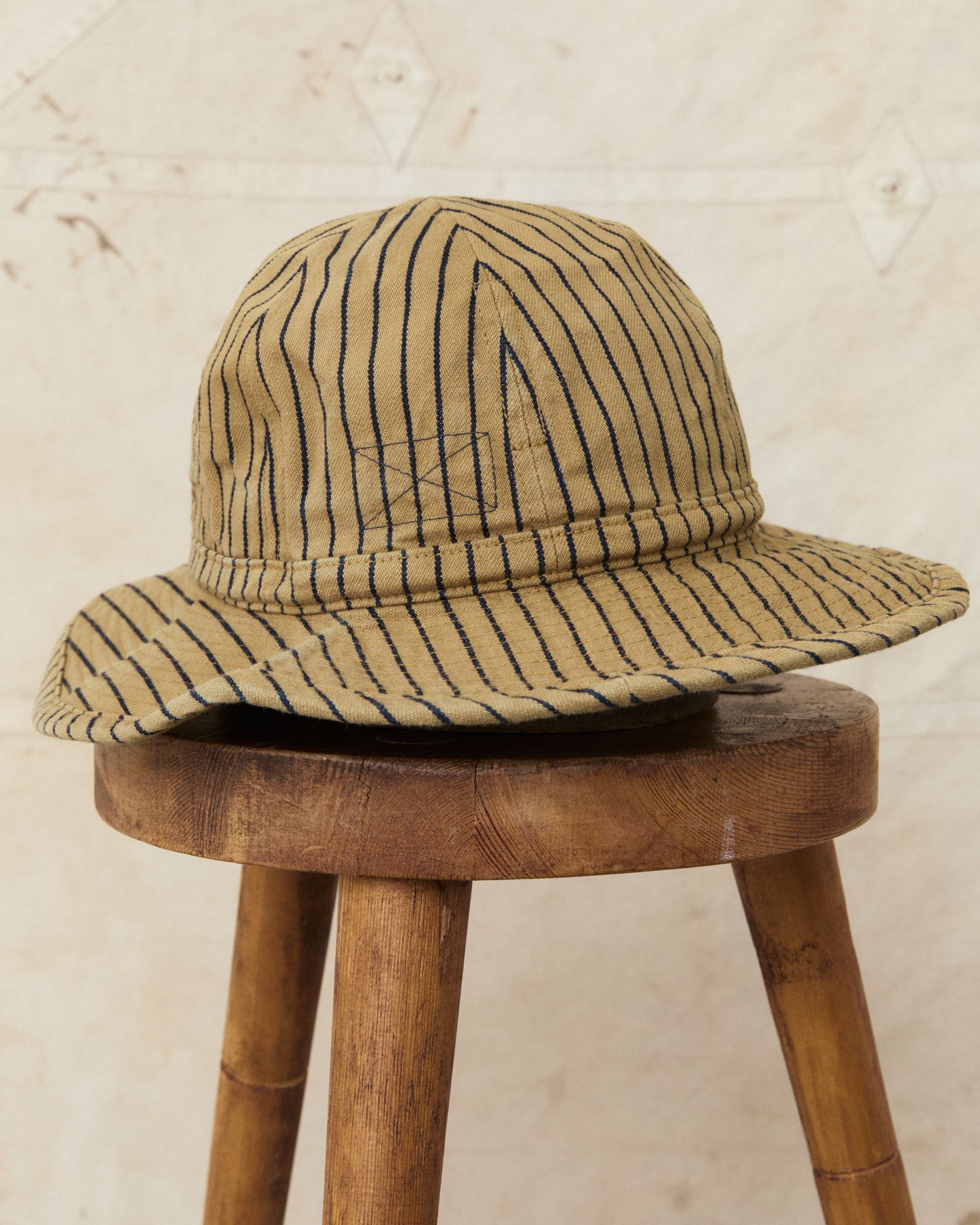 Indigofera Haisy Mae Hat Root Stripe