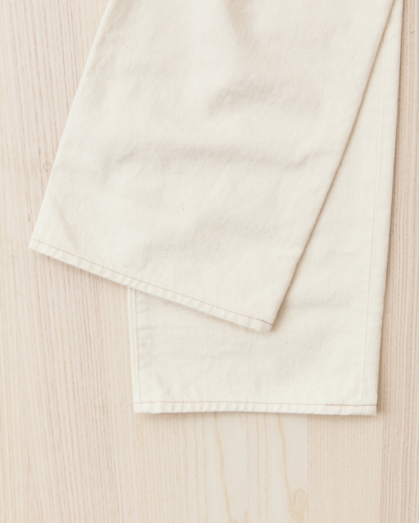 Indigofera Roslyn Women's Jeans Uneven Broken Twill Ecru