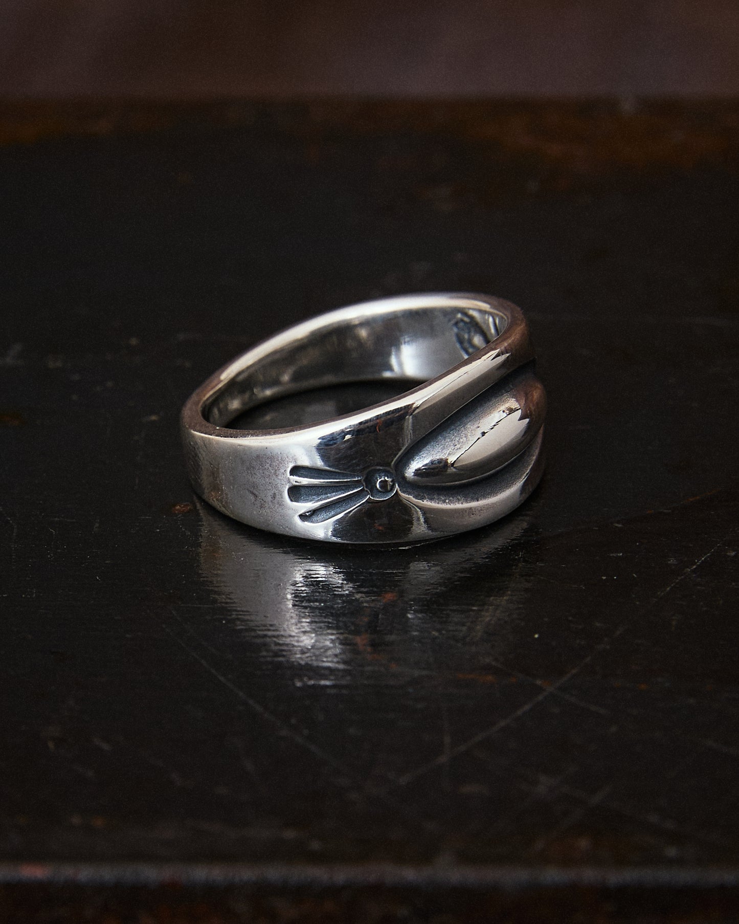Larry Smith Repousse Ring RG-0088