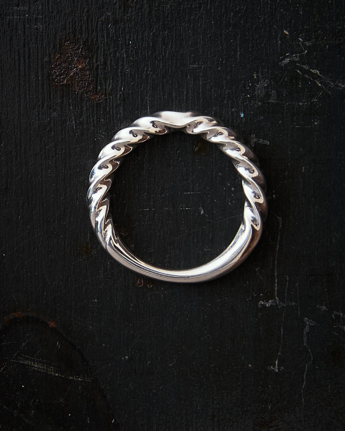 Larry Smith Square Twisted Ring RG-0086