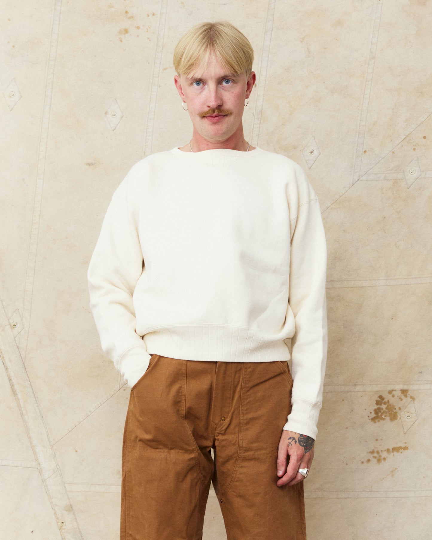Bryceland's Crewneck Sweatshirt Ecru