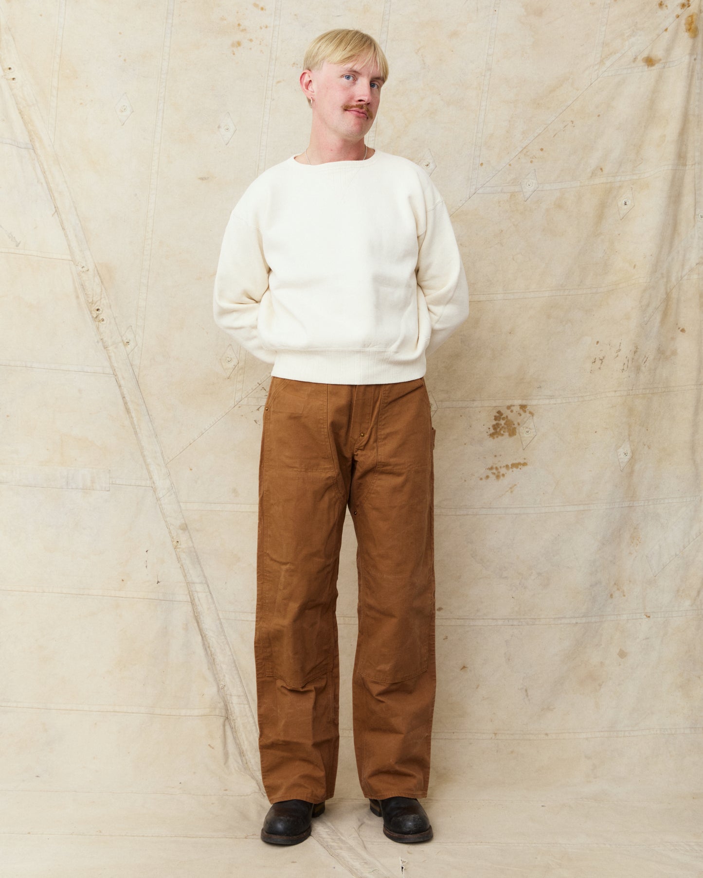 Bryceland's Crewneck Sweatshirt Ecru