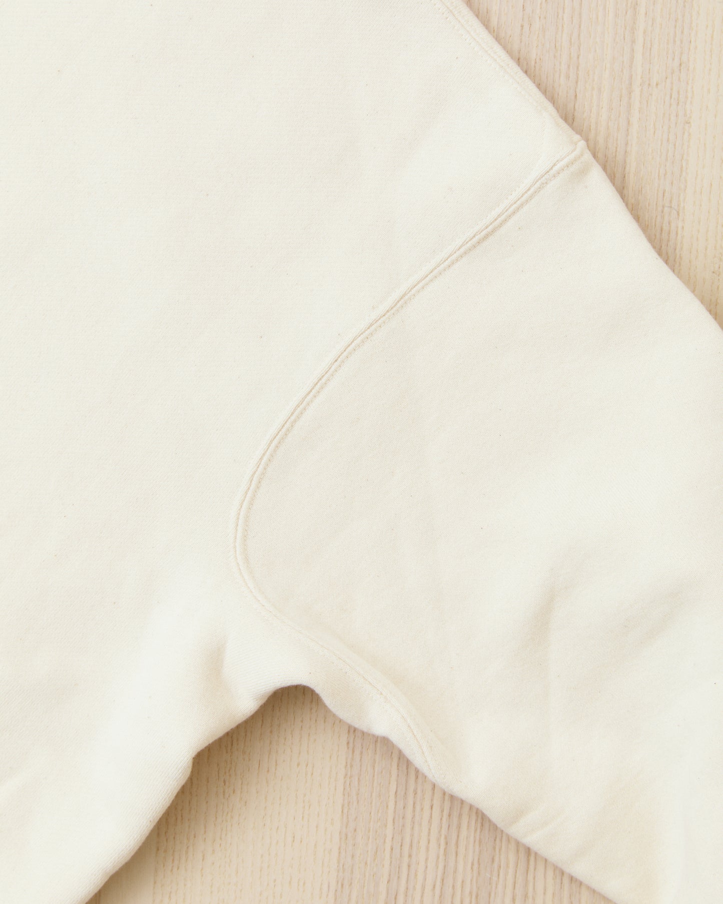 Bryceland's Crewneck Sweatshirt Ecru